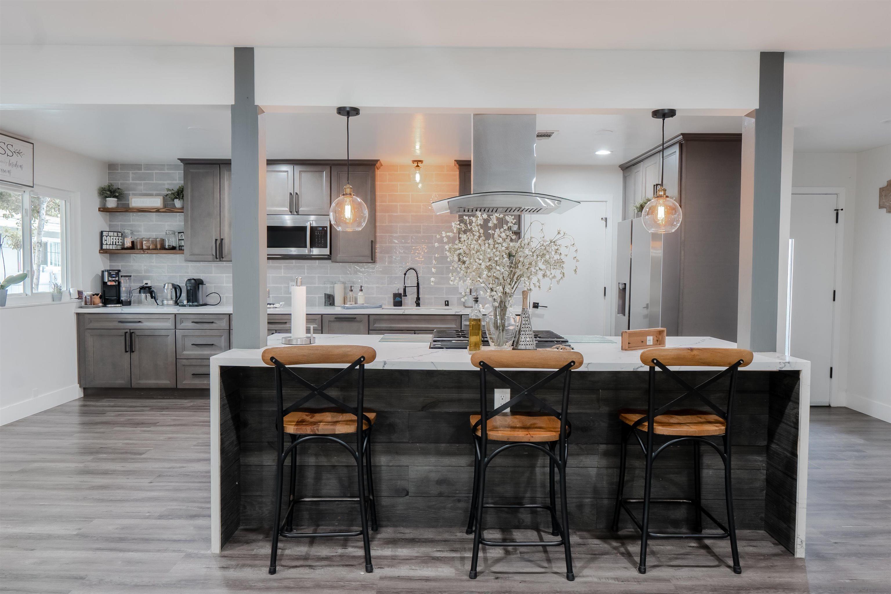 Detail Gallery Image 7 of 35 For 8207  Dorchester St, Spring Valley,  CA 91977 - 3 Beds | 2 Baths