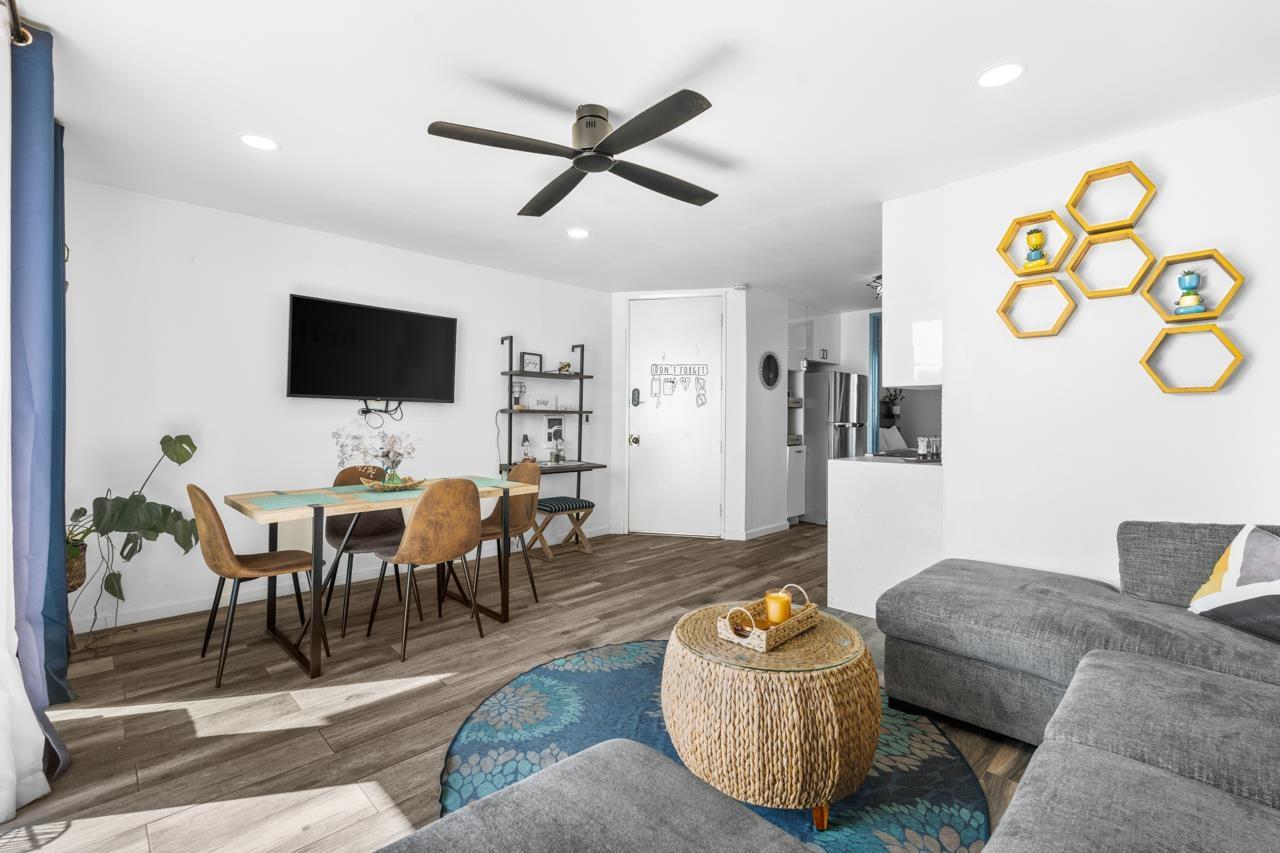 Detail Gallery Image 16 of 43 For 725  Redondo Ct  #21,  San Diego,  CA 92109 - 1 Beds | 1 Baths