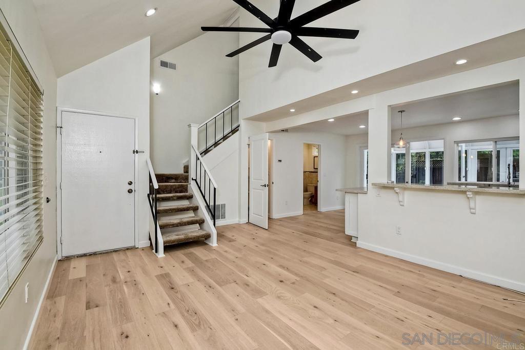 Detail Gallery Image 9 of 18 For 509  Turfwood Ln, Solana Beach,  CA 92075 - 3 Beds | 2 Baths