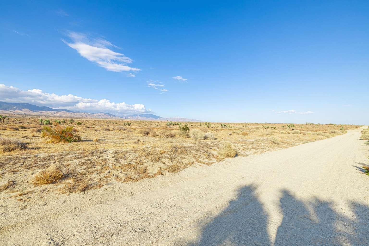 Detail Gallery Image 19 of 34 For , Rosamond,  CA 93560 - – Beds | – Baths