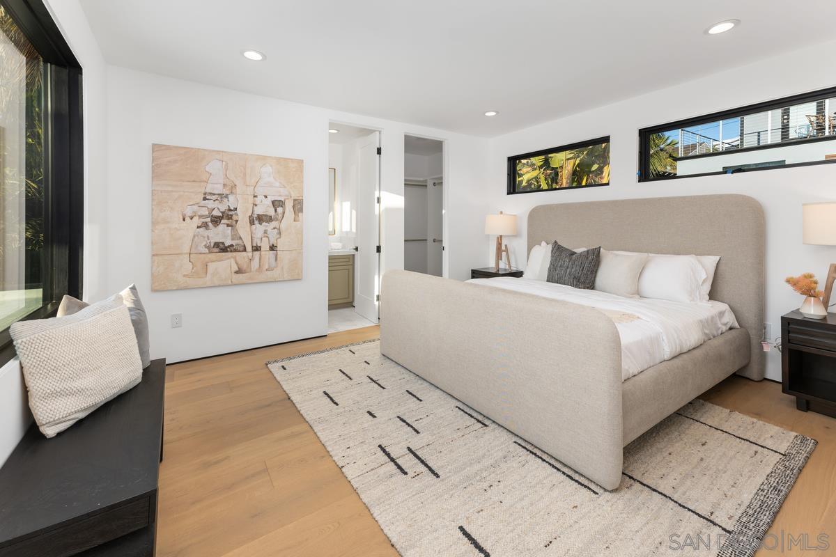 Detail Gallery Image 14 of 17 For 806  Hygeia, Encinitas,  CA 92024 - 5 Beds | 4/1 Baths