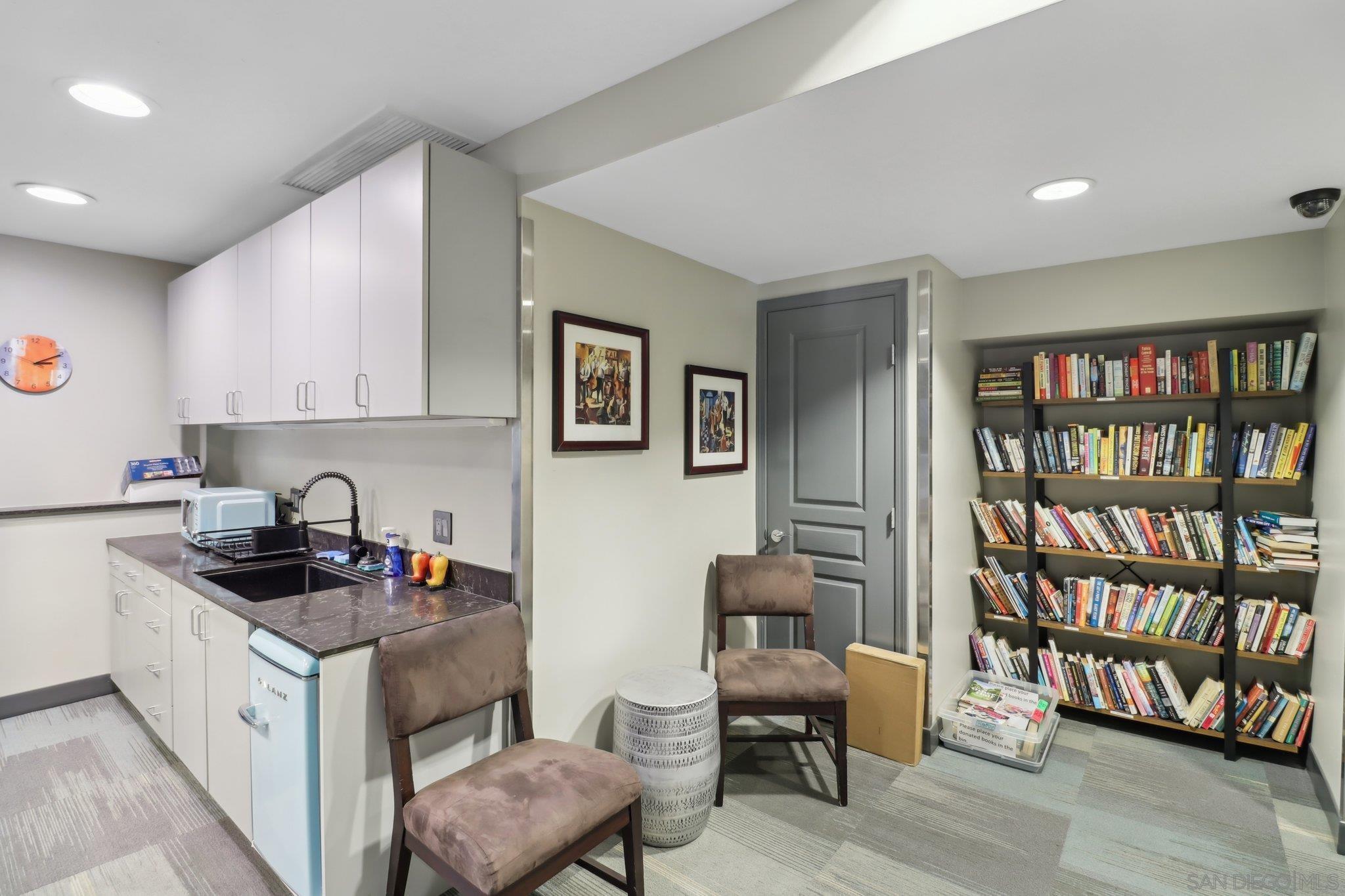 Detail Gallery Image 45 of 48 For 300 W Beech St  #1105,  San Diego,  CA 92101 - 1 Beds | 1 Baths