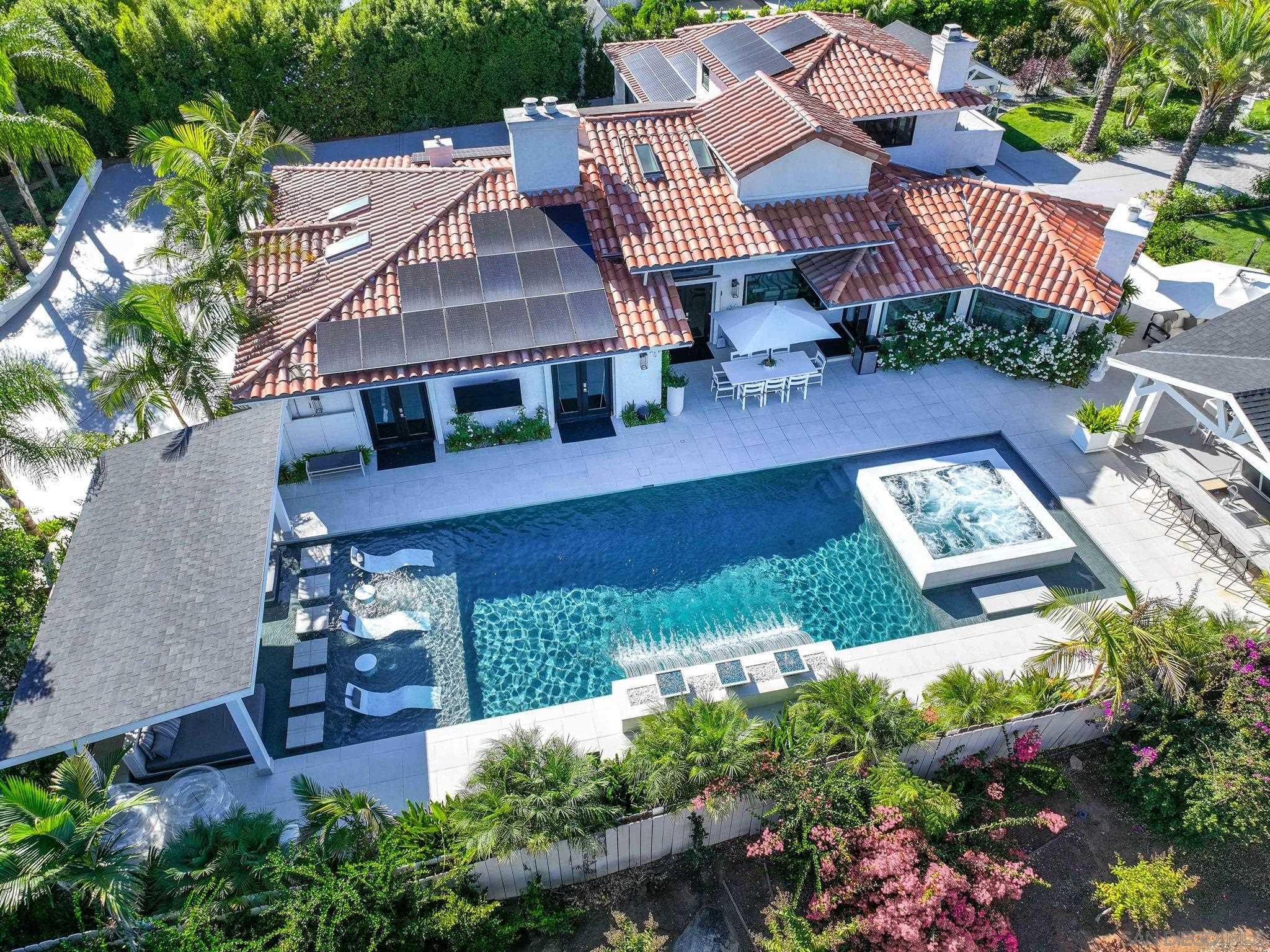 Detail Gallery Image 20 of 58 For 10732  Fuerte Dr, La Mesa,  CA 91941 - 5 Beds | 4/1 Baths