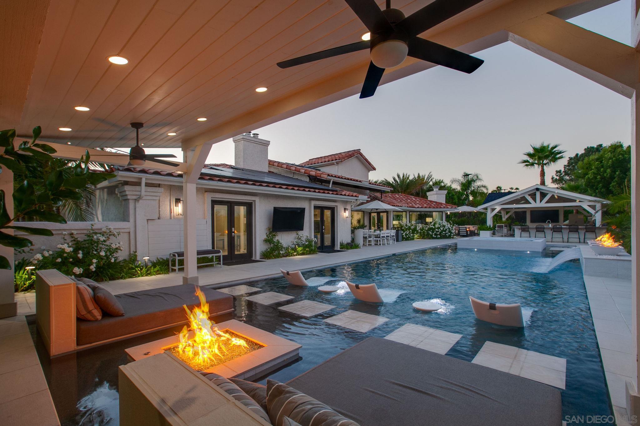 Detail Gallery Image 29 of 58 For 10732  Fuerte Dr, La Mesa,  CA 91941 - 5 Beds | 4/1 Baths