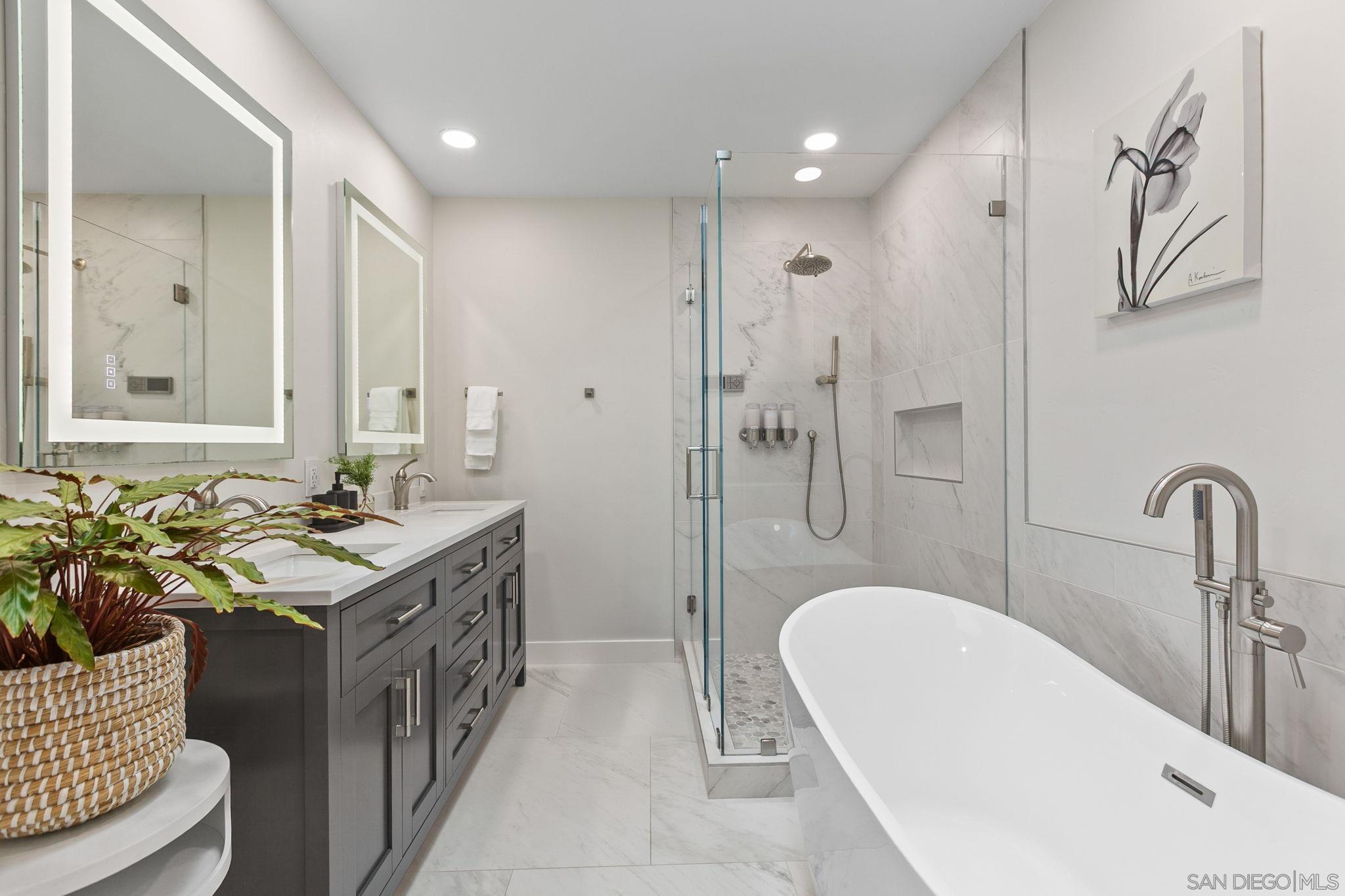 Detail Gallery Image 55 of 58 For 10732  Fuerte Dr, La Mesa,  CA 91941 - 5 Beds | 4/1 Baths