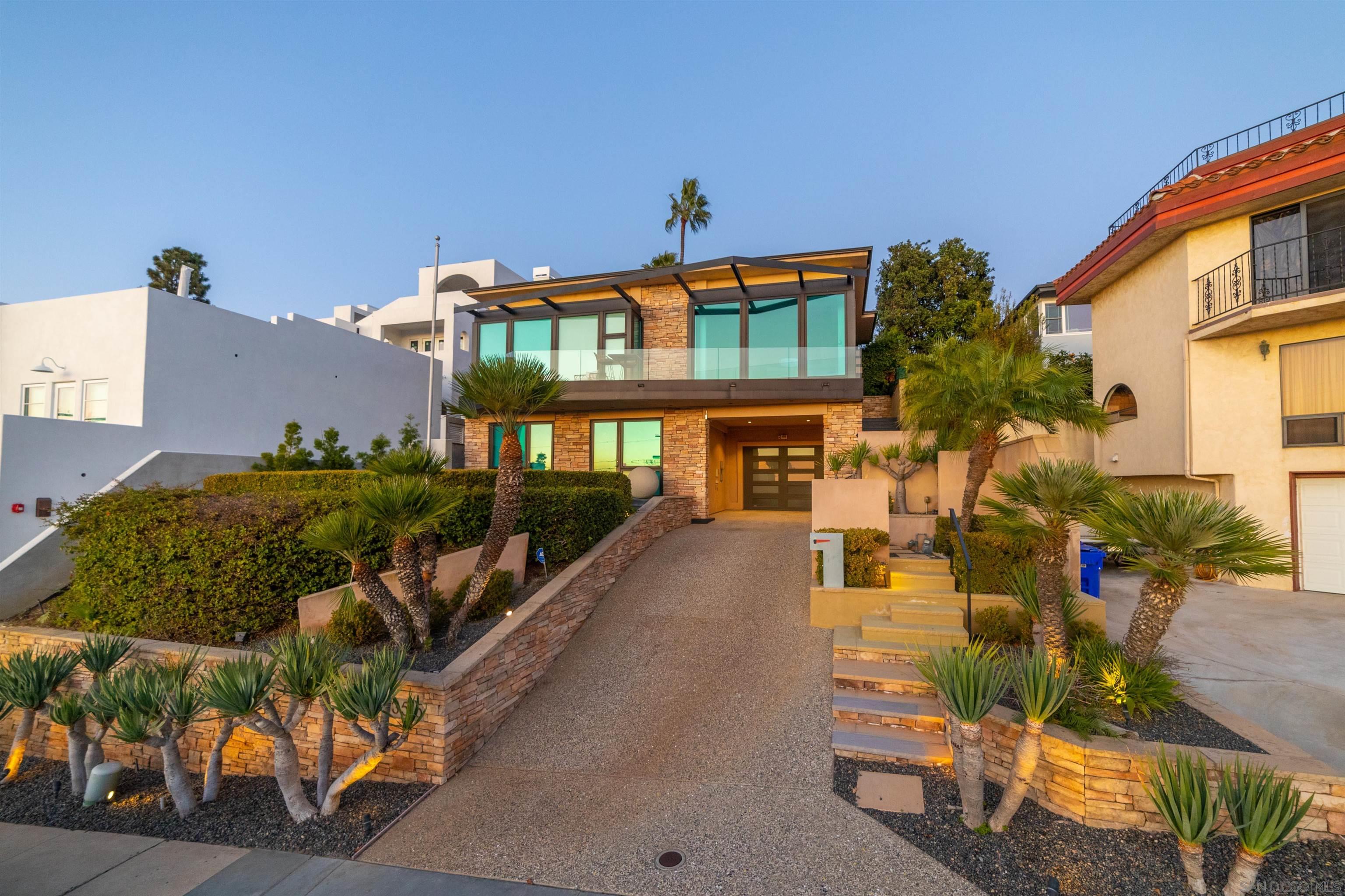 Detail Gallery Image 3 of 75 For 3515  Union St, San Diego,  CA 92103 - 4 Beds | 3/1 Baths