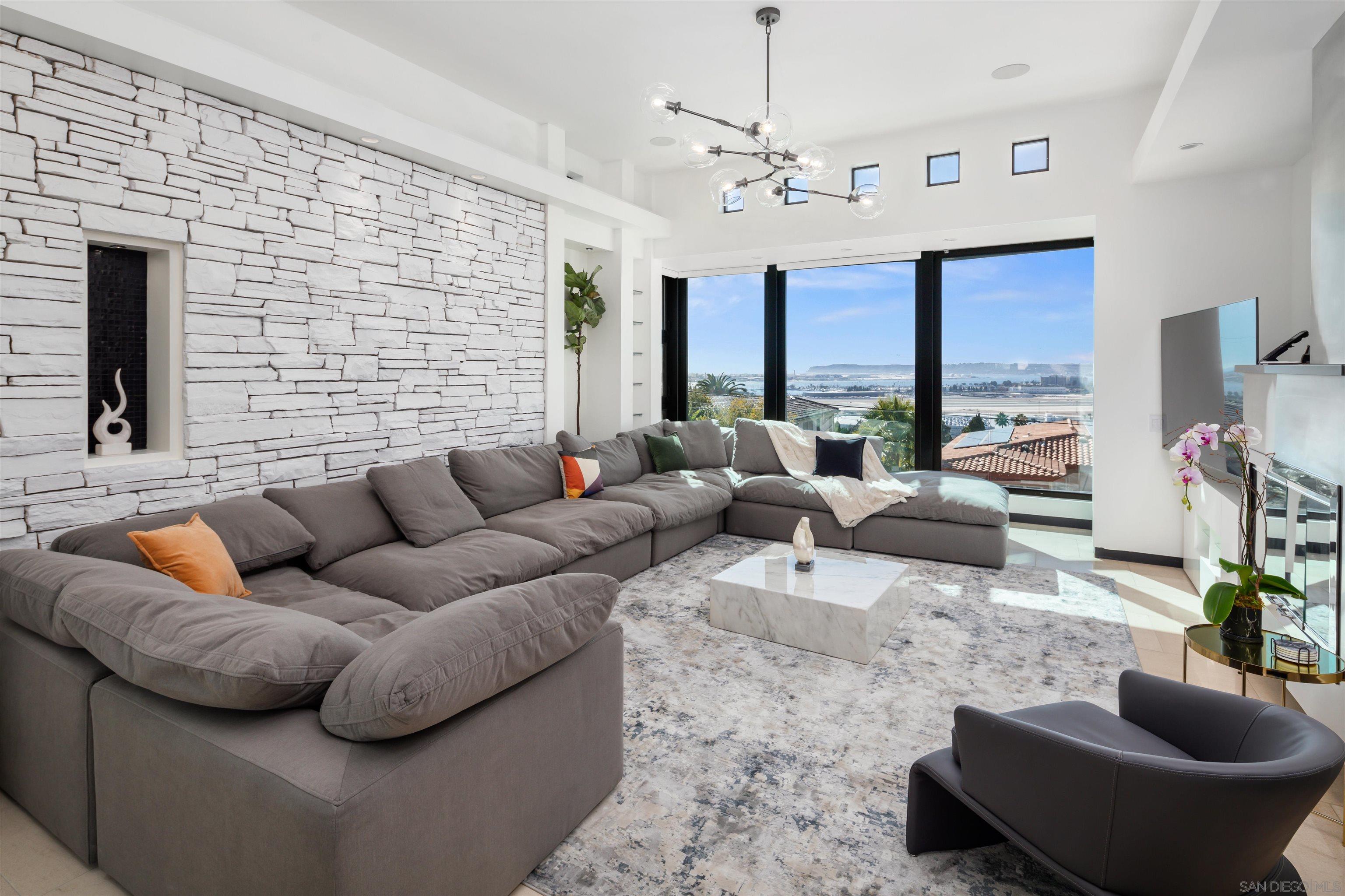 Detail Gallery Image 39 of 75 For 3515  Union St, San Diego,  CA 92103 - 4 Beds | 3/1 Baths