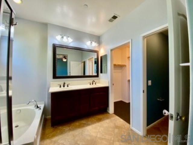 Detail Gallery Image 17 of 32 For 9965  Watergum Trail, Santee,  CA 92071 - 4 Beds | 3/1 Baths