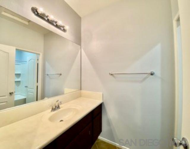 Detail Gallery Image 23 of 32 For 9965  Watergum Trail, Santee,  CA 92071 - 4 Beds | 3/1 Baths