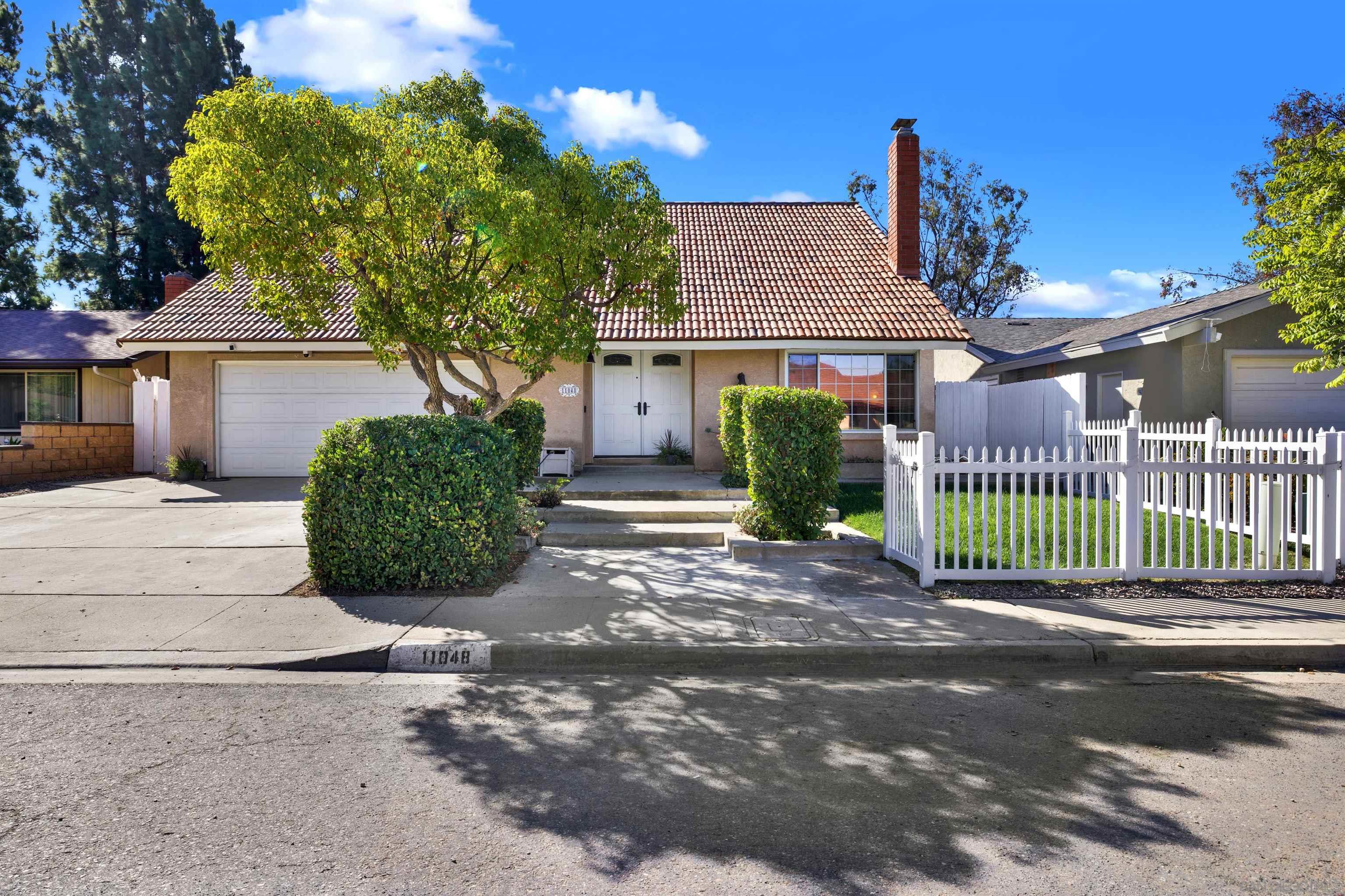 Front Image Thumbnail for SD250042779