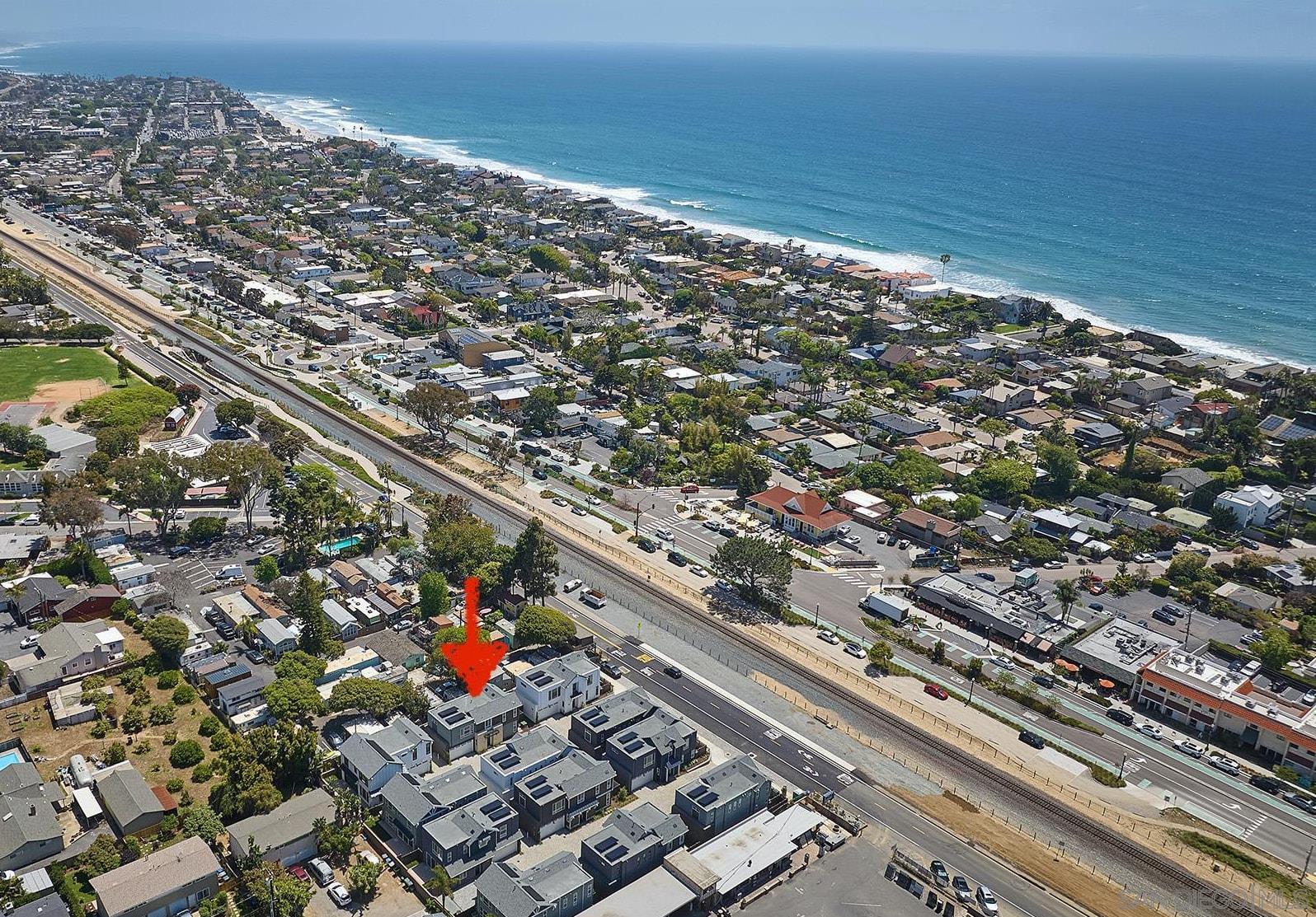 Detail Gallery Image 15 of 24 For 551 N Vulcan Ave, Encinitas,  CA 92024 - 3 Beds | 2/1 Baths