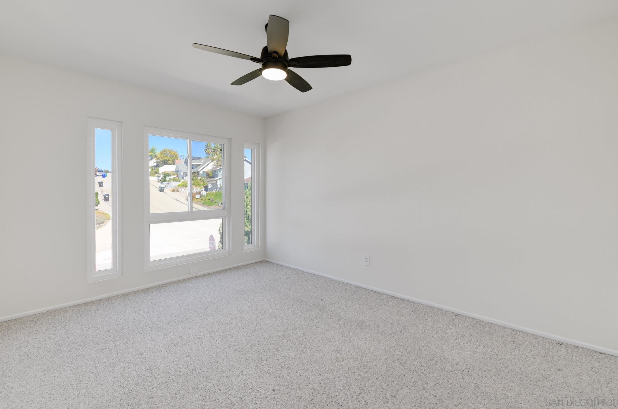 Detail Gallery Image 25 of 33 For 9789  Paseo Montril, San Diego,  CA 92129 - 4 Beds | 2/1 Baths