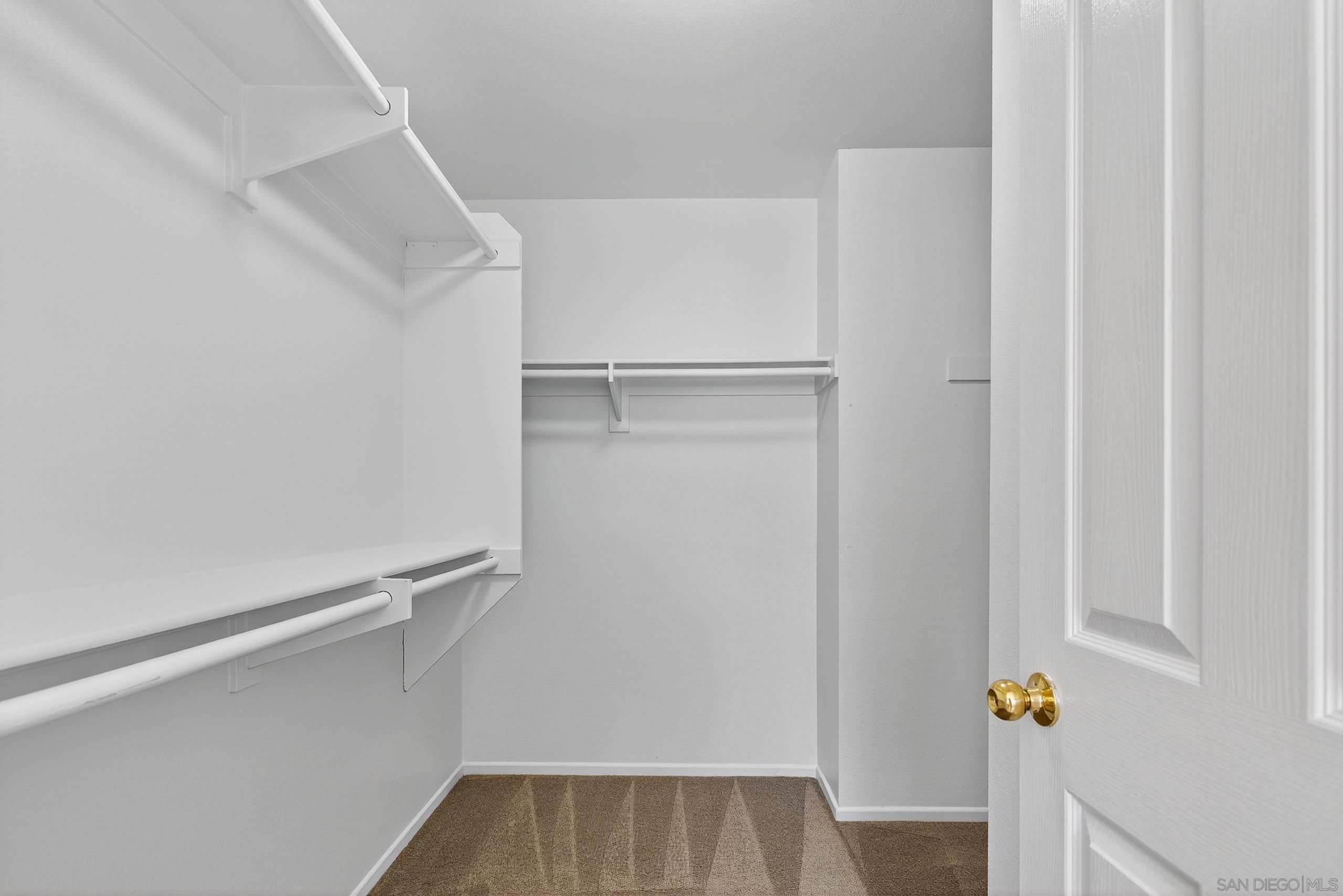 Detail Gallery Image 19 of 38 For 3097 W Canyon Ave., San Diego,  CA 92123 - 3 Beds | 2/1 Baths