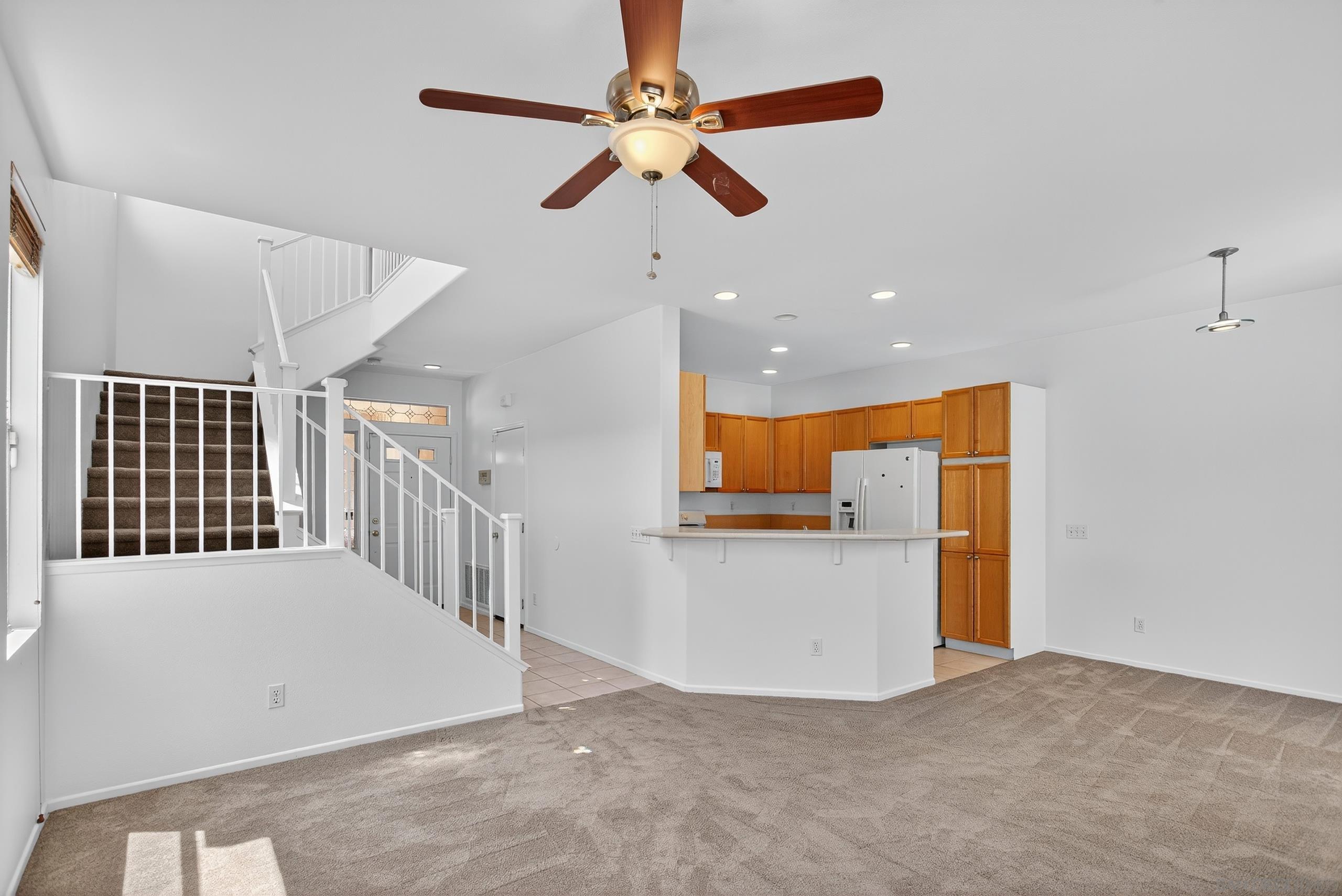 Detail Gallery Image 3 of 38 For 3097 W Canyon Ave., San Diego,  CA 92123 - 3 Beds | 2/1 Baths