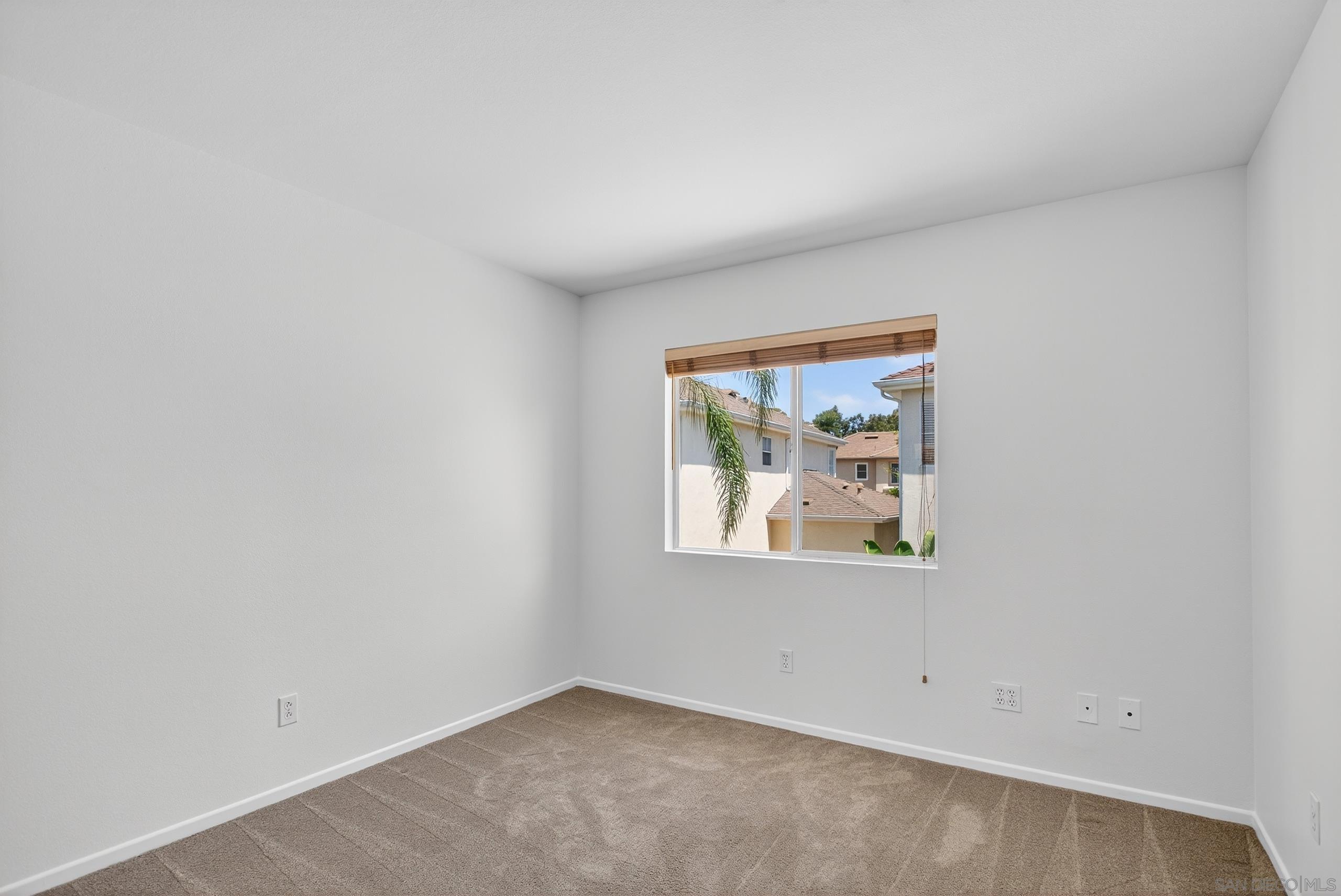 Detail Gallery Image 23 of 38 For 3097 W Canyon Ave., San Diego,  CA 92123 - 3 Beds | 2/1 Baths