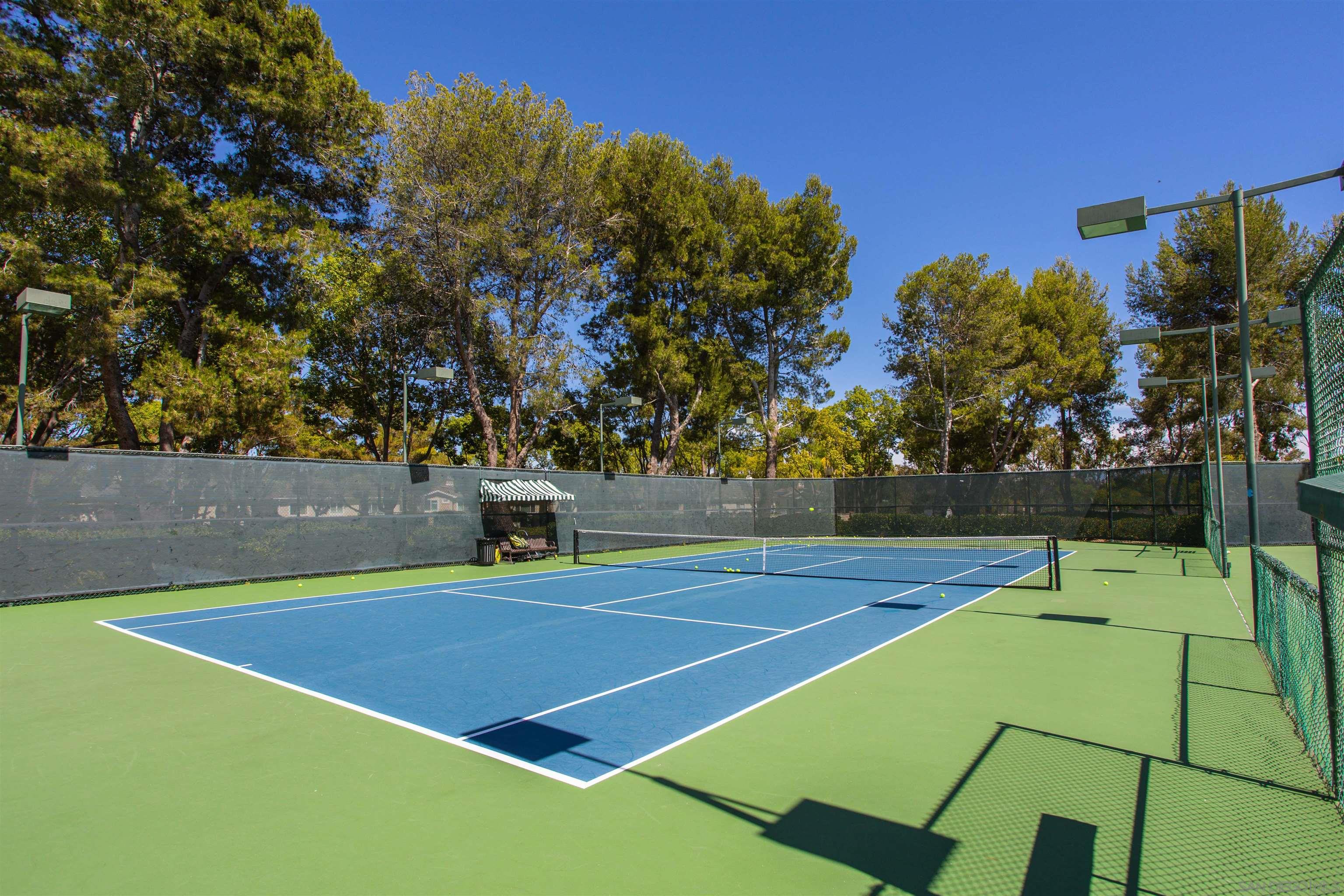 Detail Gallery Image 36 of 38 For 3097 W Canyon Ave., San Diego,  CA 92123 - 3 Beds | 2/1 Baths