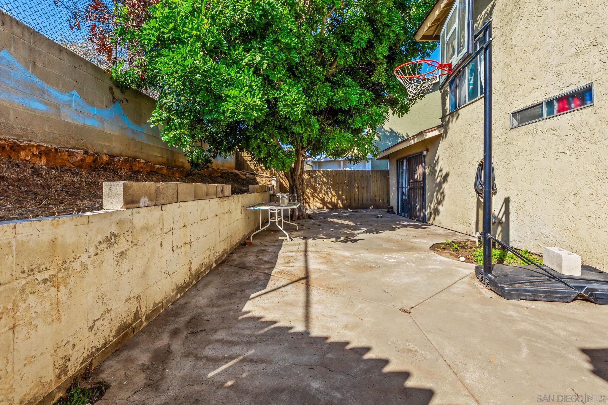 Detail Gallery Image 22 of 25 For 832  Hollister Street  #UNIT B,  San Diego,  CA 92154 - 3 Beds | 2 Baths