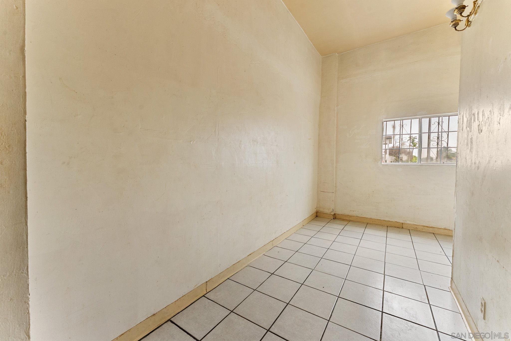 Detail Gallery Image 23 of 26 For 2980  K St, San Diego,  CA 92102 - – Beds | – Baths