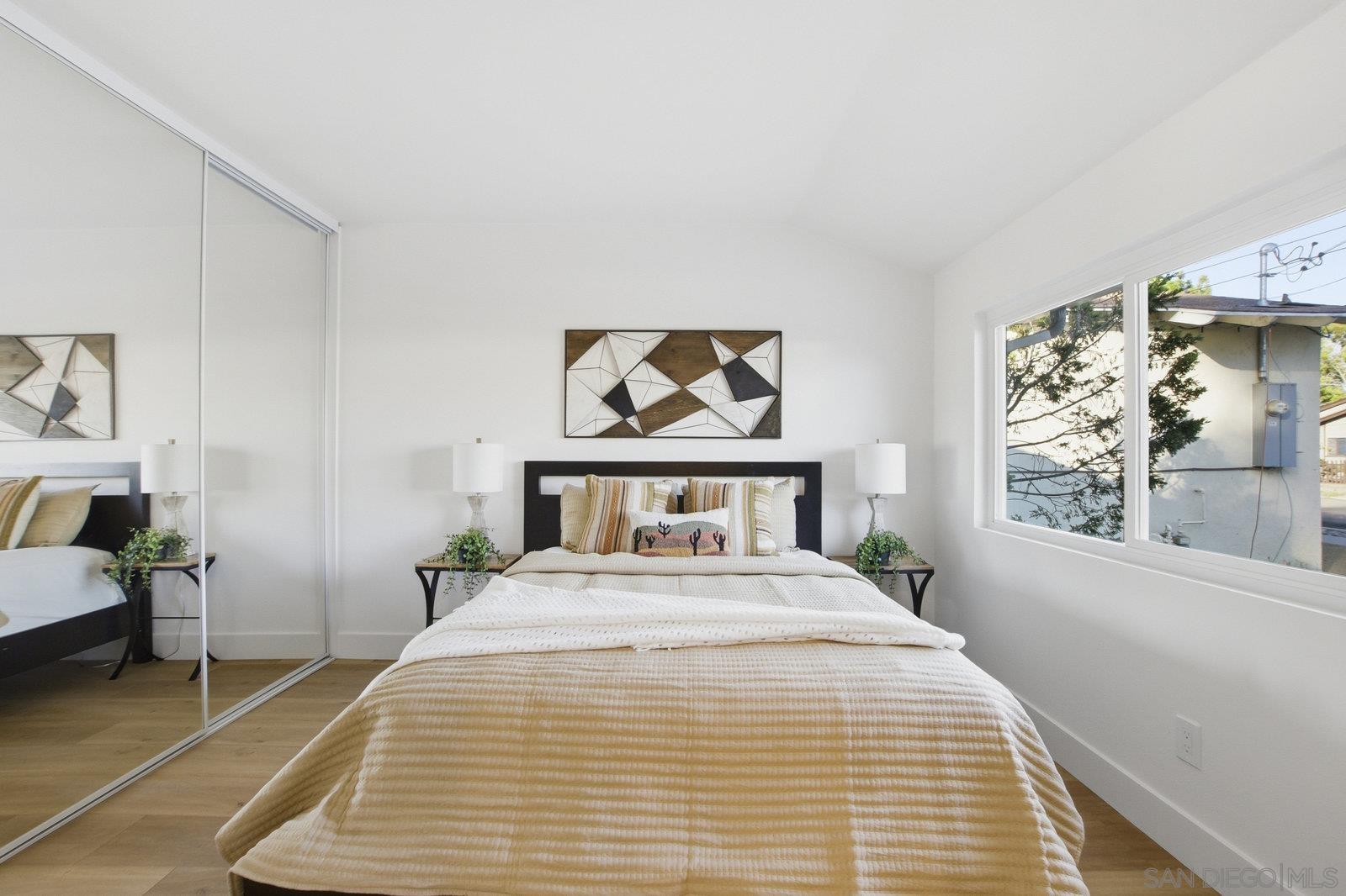 Detail Gallery Image 26 of 32 For 6272  S Lake Ct, San Diego,  CA 92119 - 3 Beds | 2 Baths