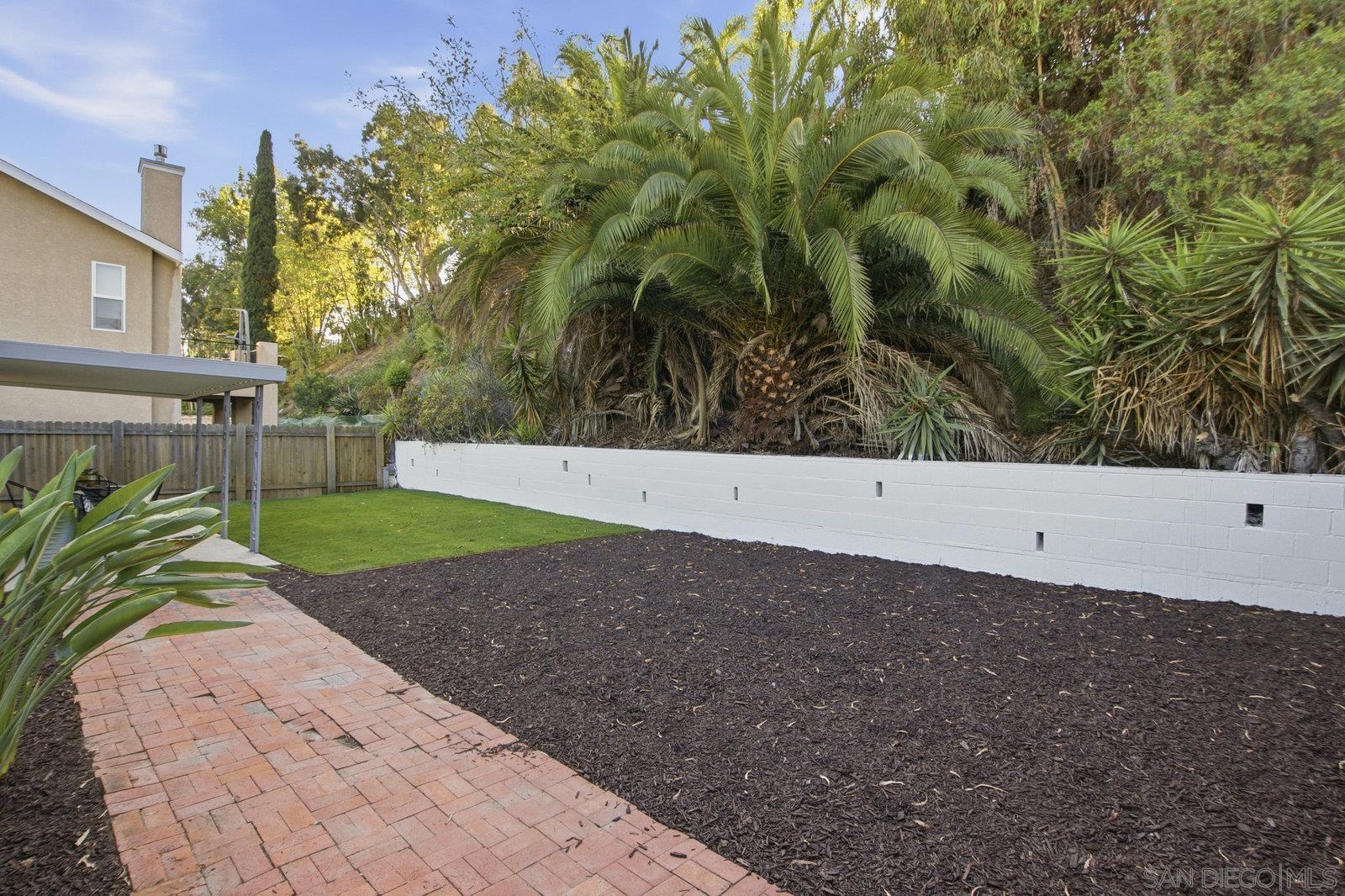 Detail Gallery Image 32 of 32 For 6272  S Lake Ct, San Diego,  CA 92119 - 3 Beds | 2 Baths