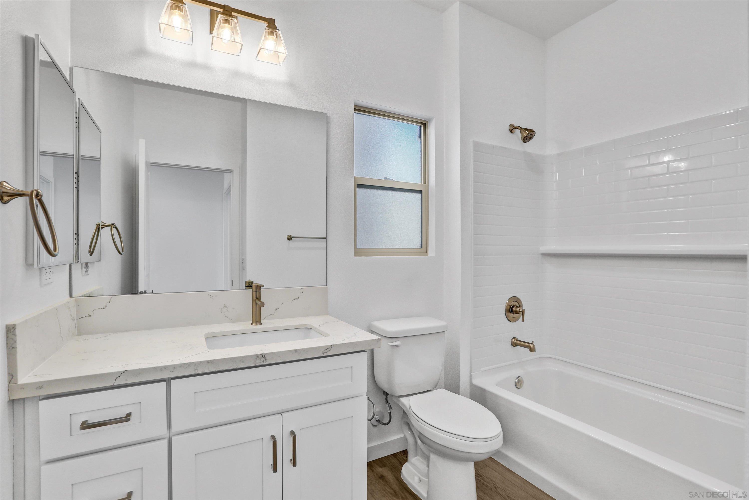 Detail Gallery Image 13 of 38 For 8539  Vista Azul Pl, Lemon Grove,  CA 91945 - 3 Beds | 2/1 Baths