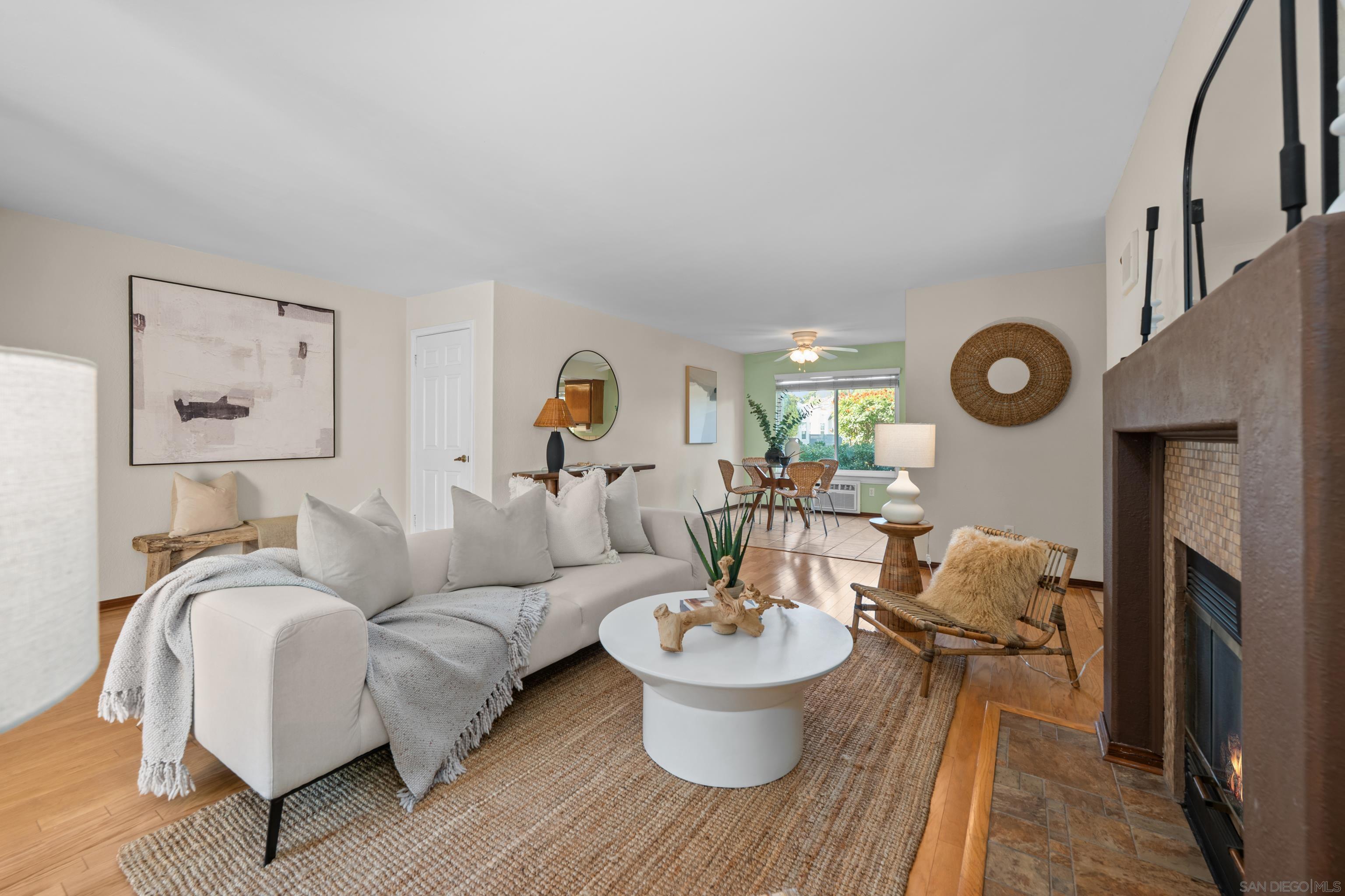 Front Image Thumbnail for SD250042804