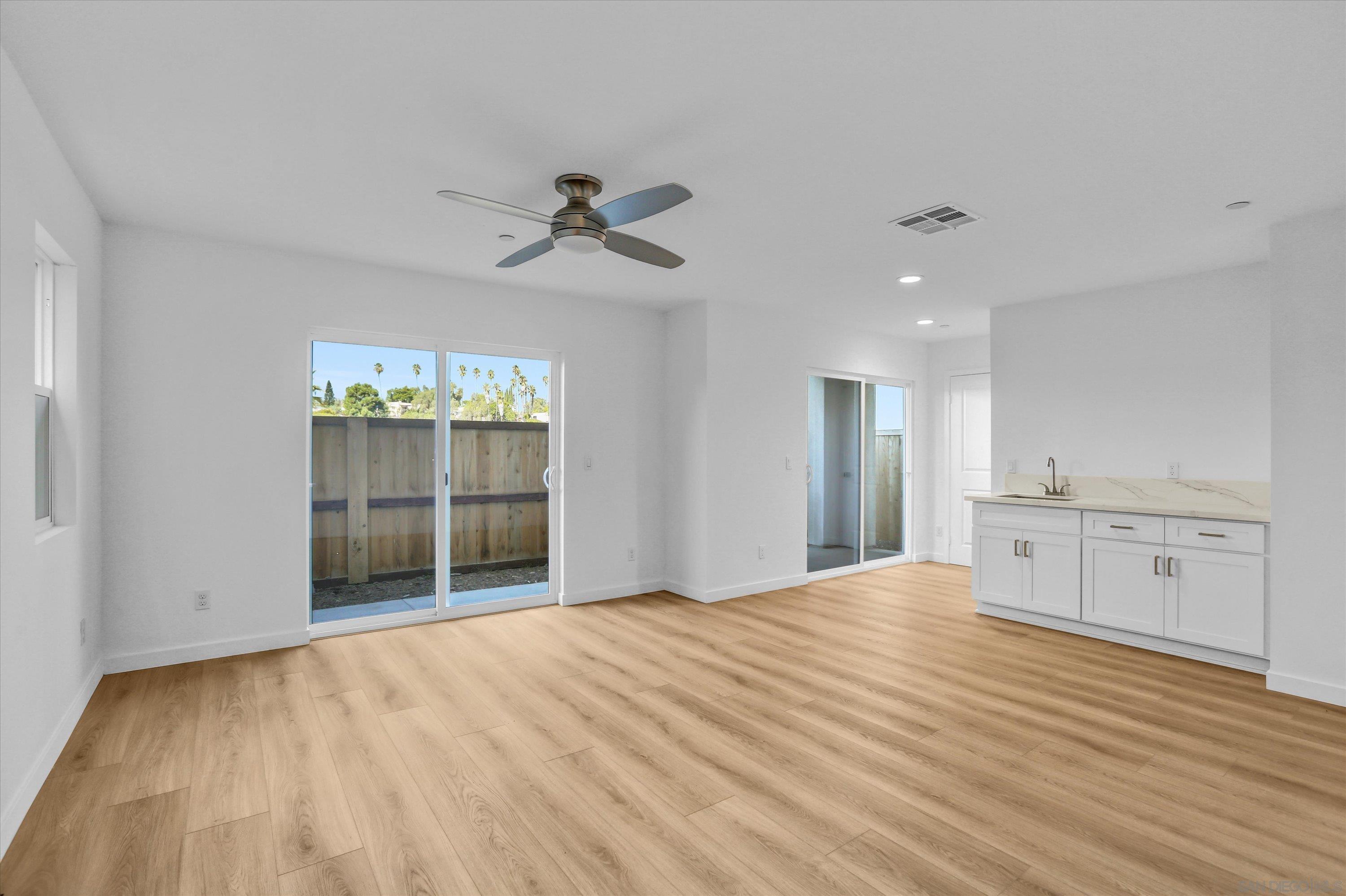 Detail Gallery Image 16 of 33 For 8540  Vista Azul Pl, Lemon Grove,  CA 91945 - 4 Beds | 4 Baths