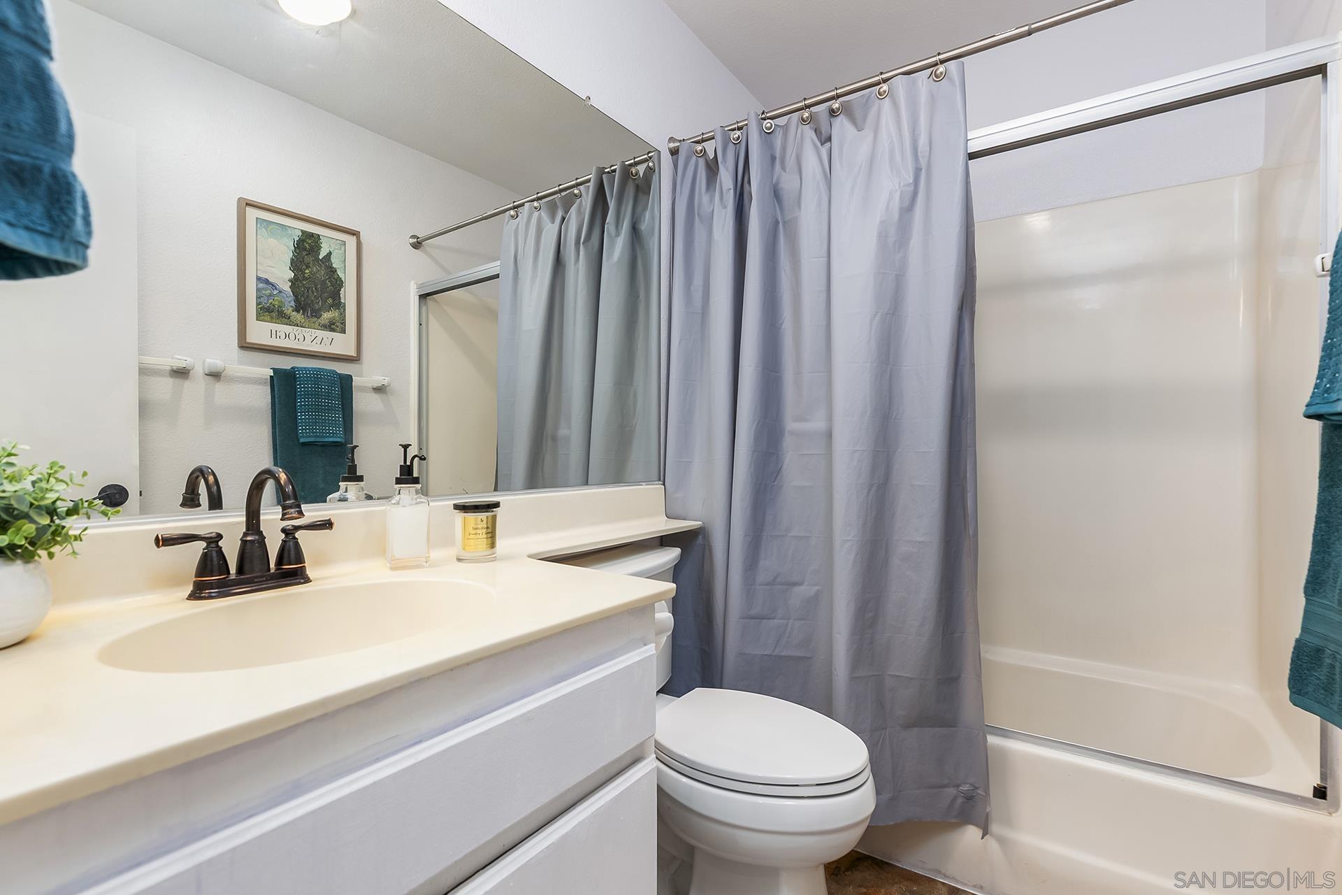 Detail Gallery Image 20 of 29 For 6350  Genesee Ave  #108,  San Diego,  CA 92122 - 1 Beds | 1 Baths