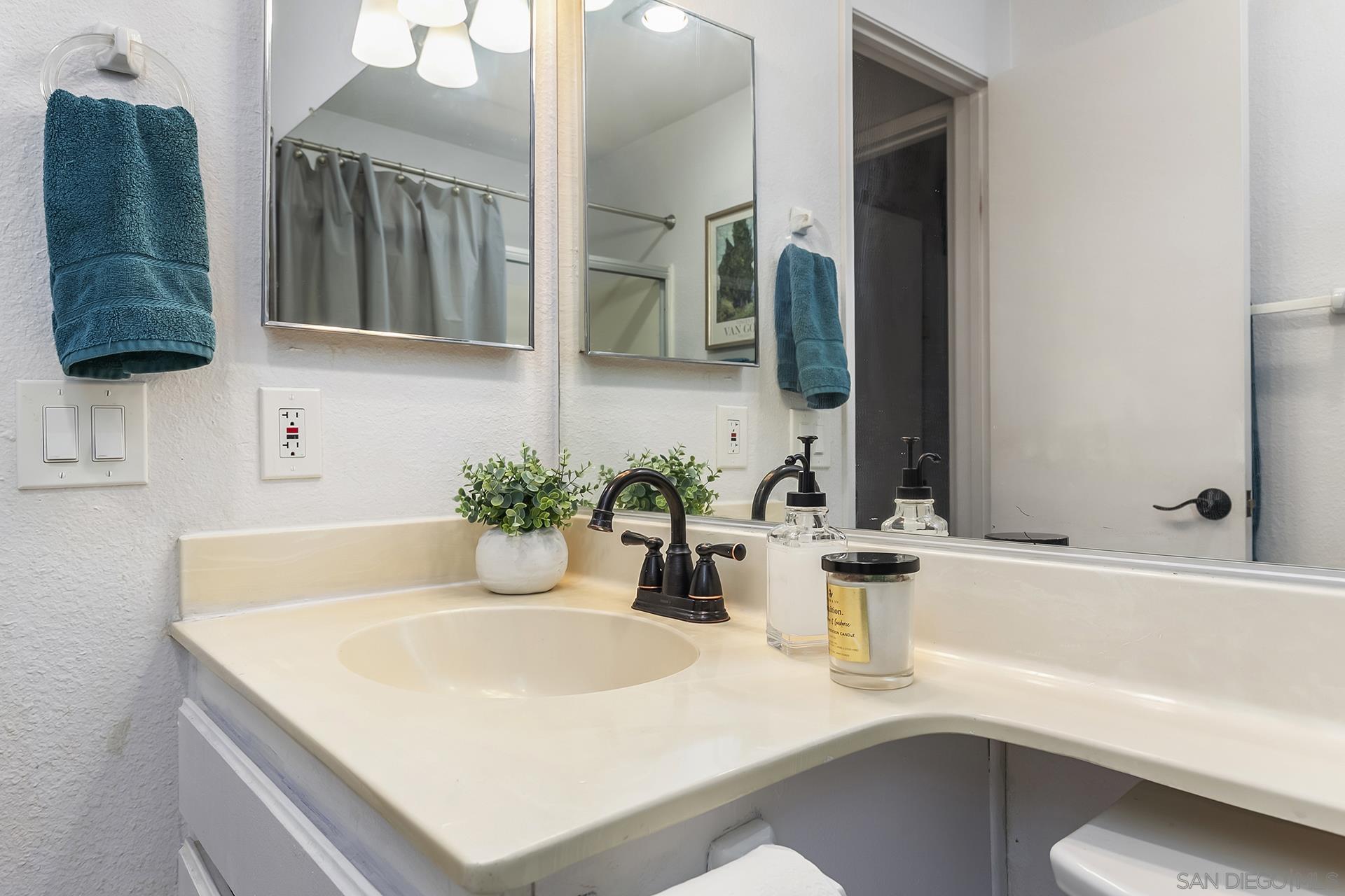 Detail Gallery Image 21 of 29 For 6350  Genesee Ave  #108,  San Diego,  CA 92122 - 1 Beds | 1 Baths