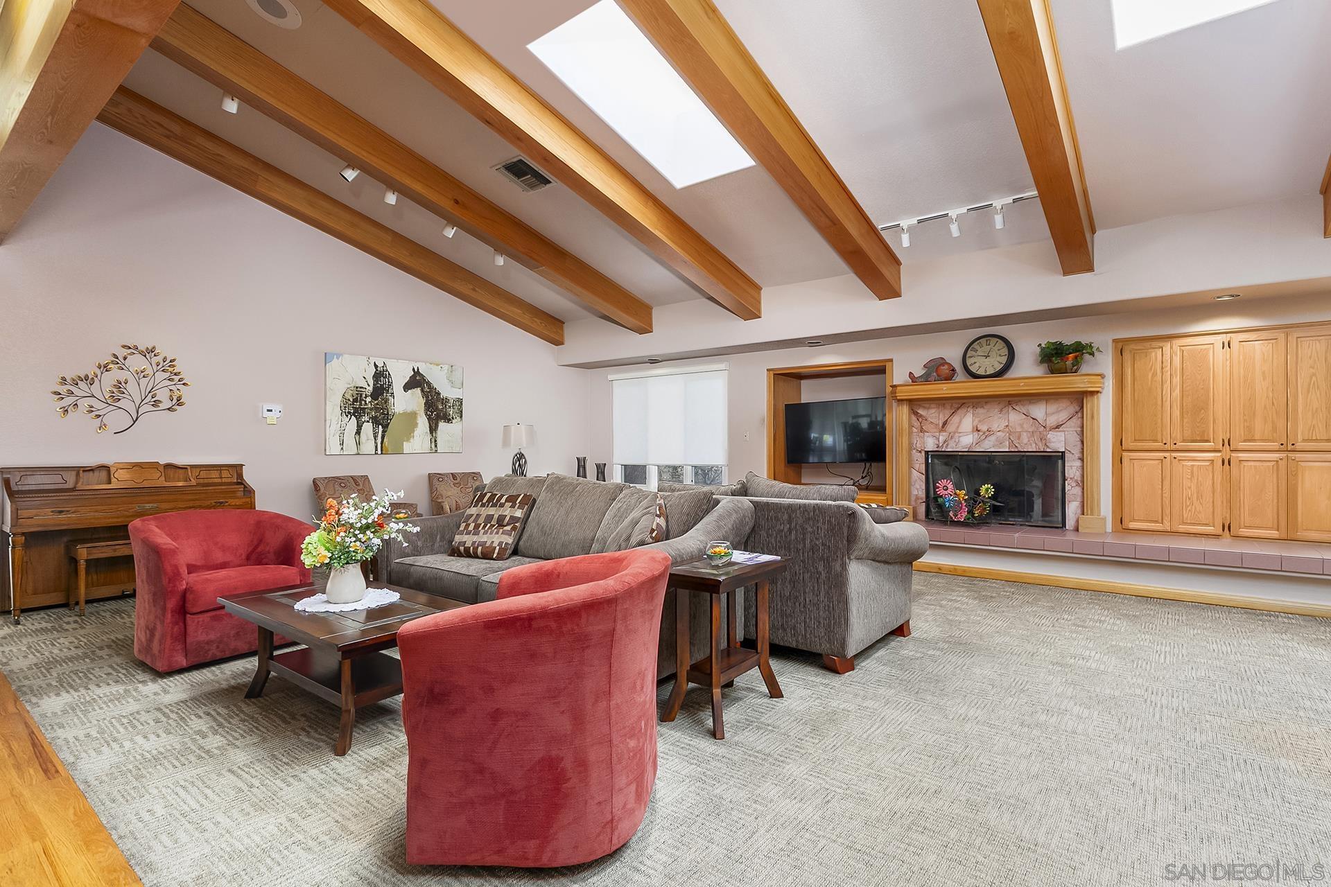 Detail Gallery Image 24 of 29 For 6350  Genesee Ave  #108,  San Diego,  CA 92122 - 1 Beds | 1 Baths