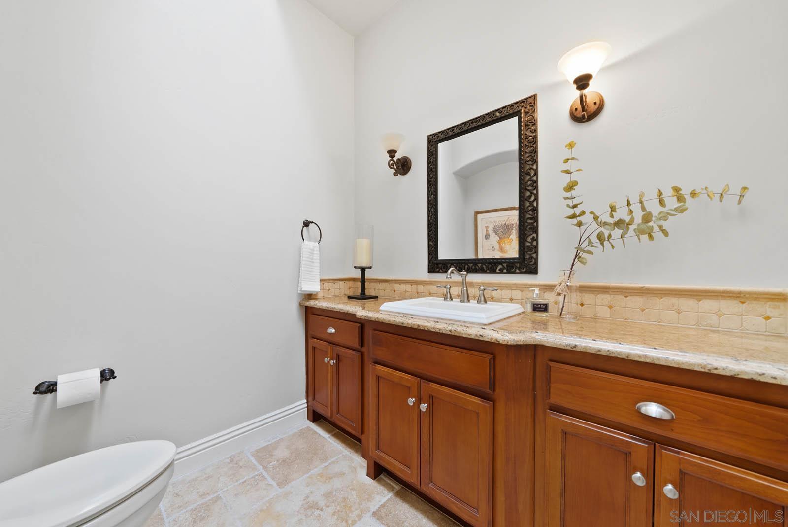 Detail Gallery Image 15 of 40 For 2247  Margarita Glen, Fallbrook,  CA 92028 - 3 Beds | 3/1 Baths