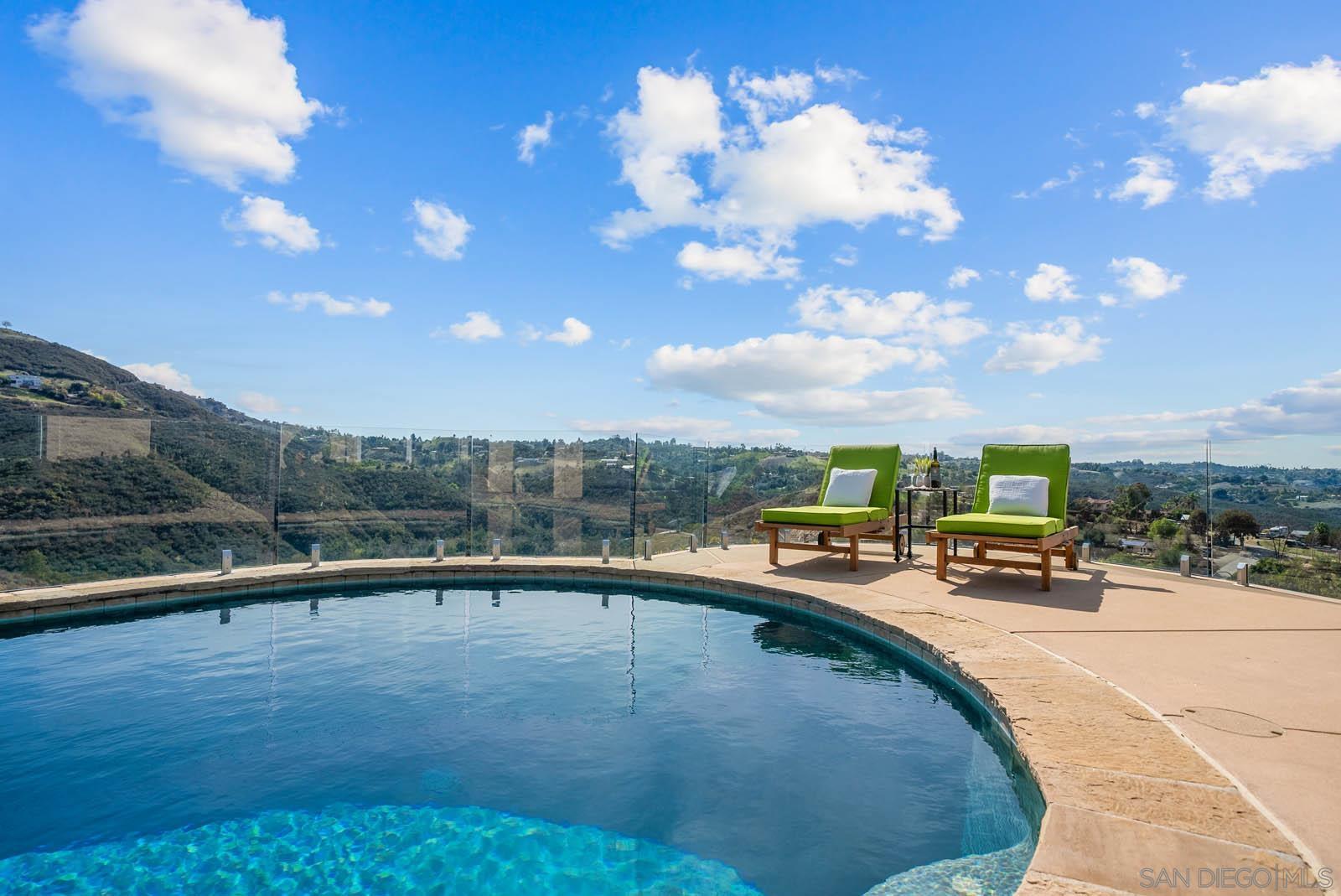 Detail Gallery Image 25 of 40 For 2247  Margarita Glen, Fallbrook,  CA 92028 - 3 Beds | 3/1 Baths