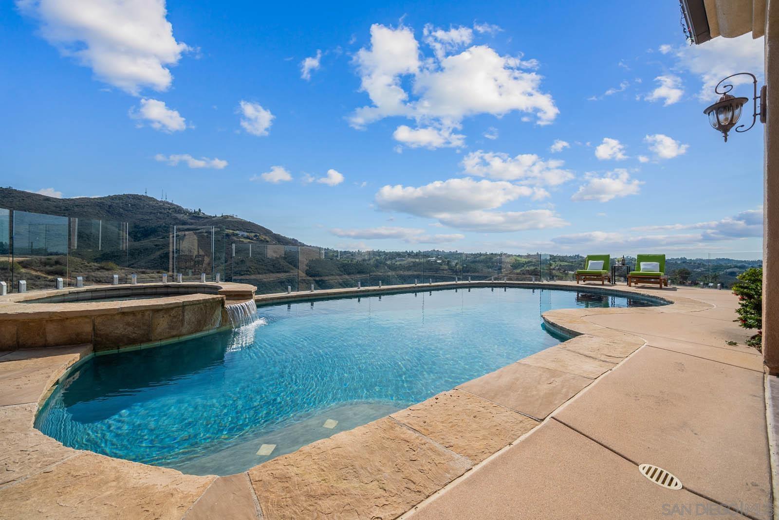 Detail Gallery Image 36 of 40 For 2247  Margarita Glen, Fallbrook,  CA 92028 - 3 Beds | 3/1 Baths