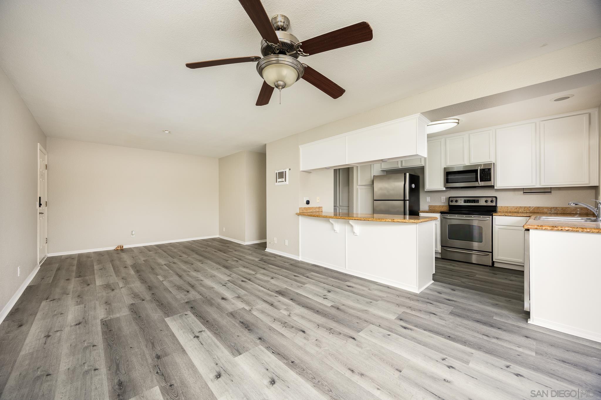 Detail Gallery Image 16 of 40 For 615  Fredricks Ave  #134,  Oceanside,  CA 92058 - 2 Beds | 2 Baths