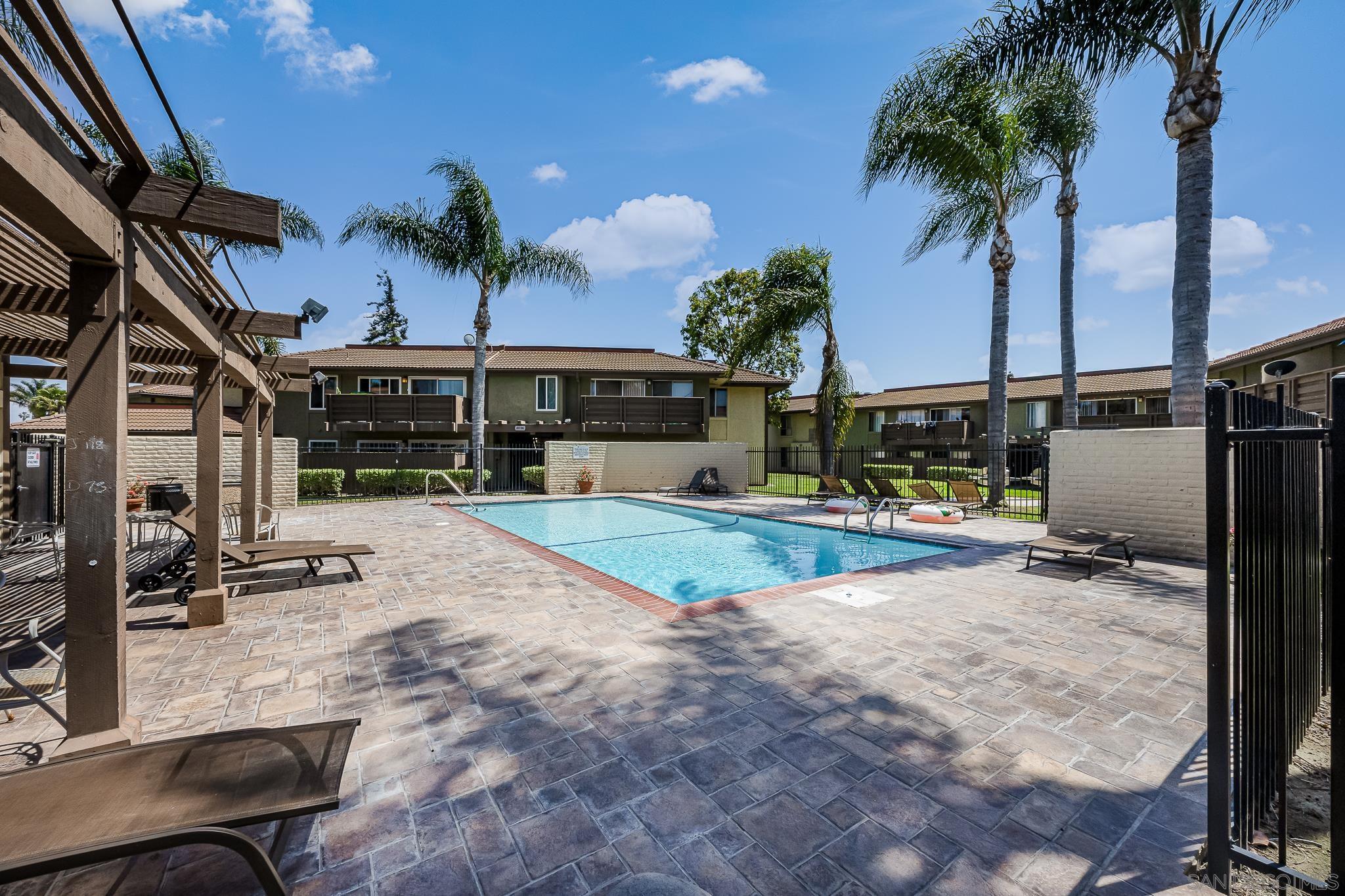 Detail Gallery Image 28 of 40 For 615  Fredricks Ave  #134,  Oceanside,  CA 92058 - 2 Beds | 2 Baths