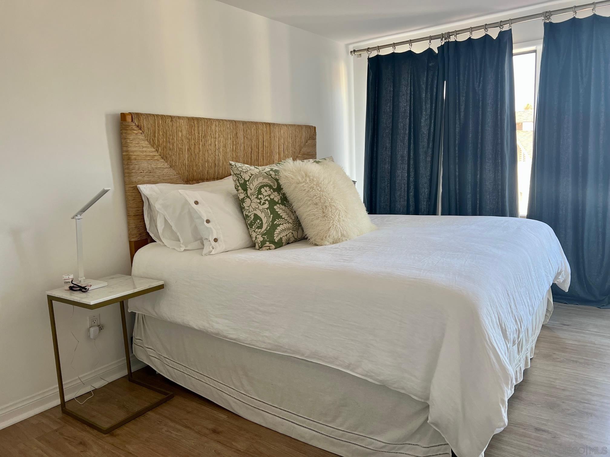 Detail Gallery Image 21 of 27 For 8263  Camino Del Oro  279, La Jolla,  CA 92037 - 3 Beds | 2 Baths