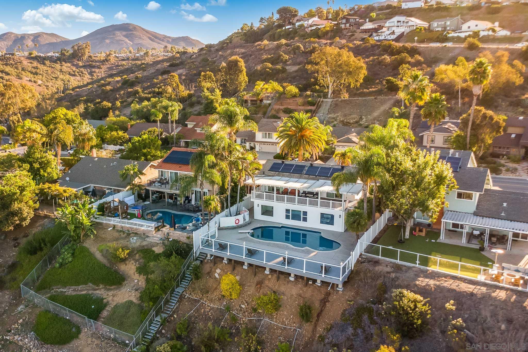 Front Image Thumbnail for SD250042820