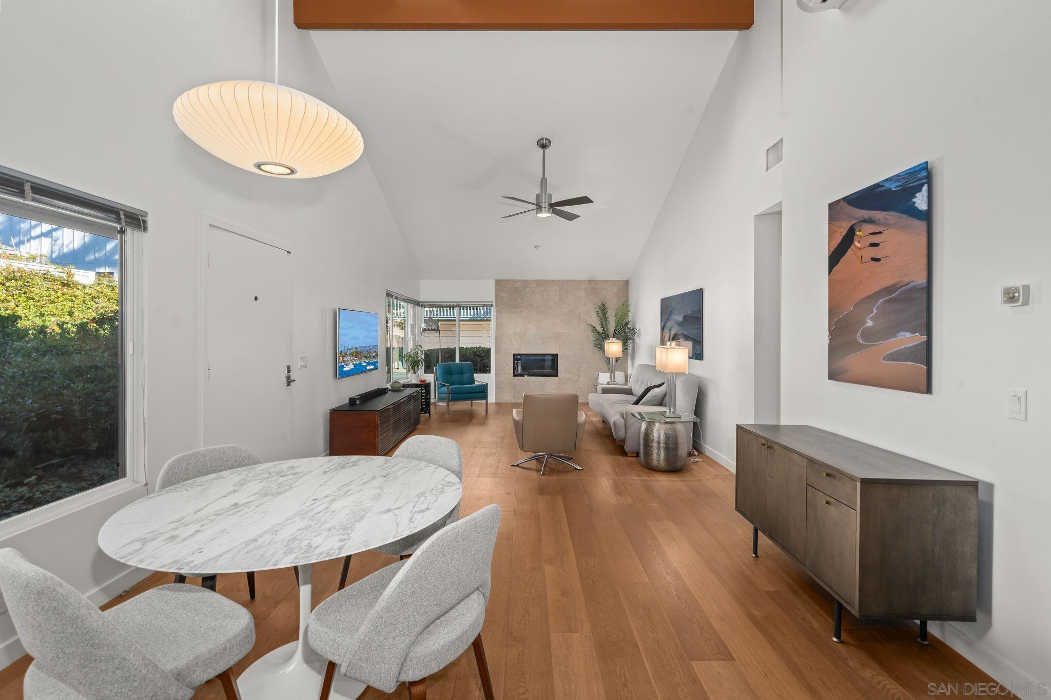 Detail Gallery Image 14 of 38 For 8222  Caminito Modena, La Jolla,  CA 92037 - 2 Beds | 2 Baths