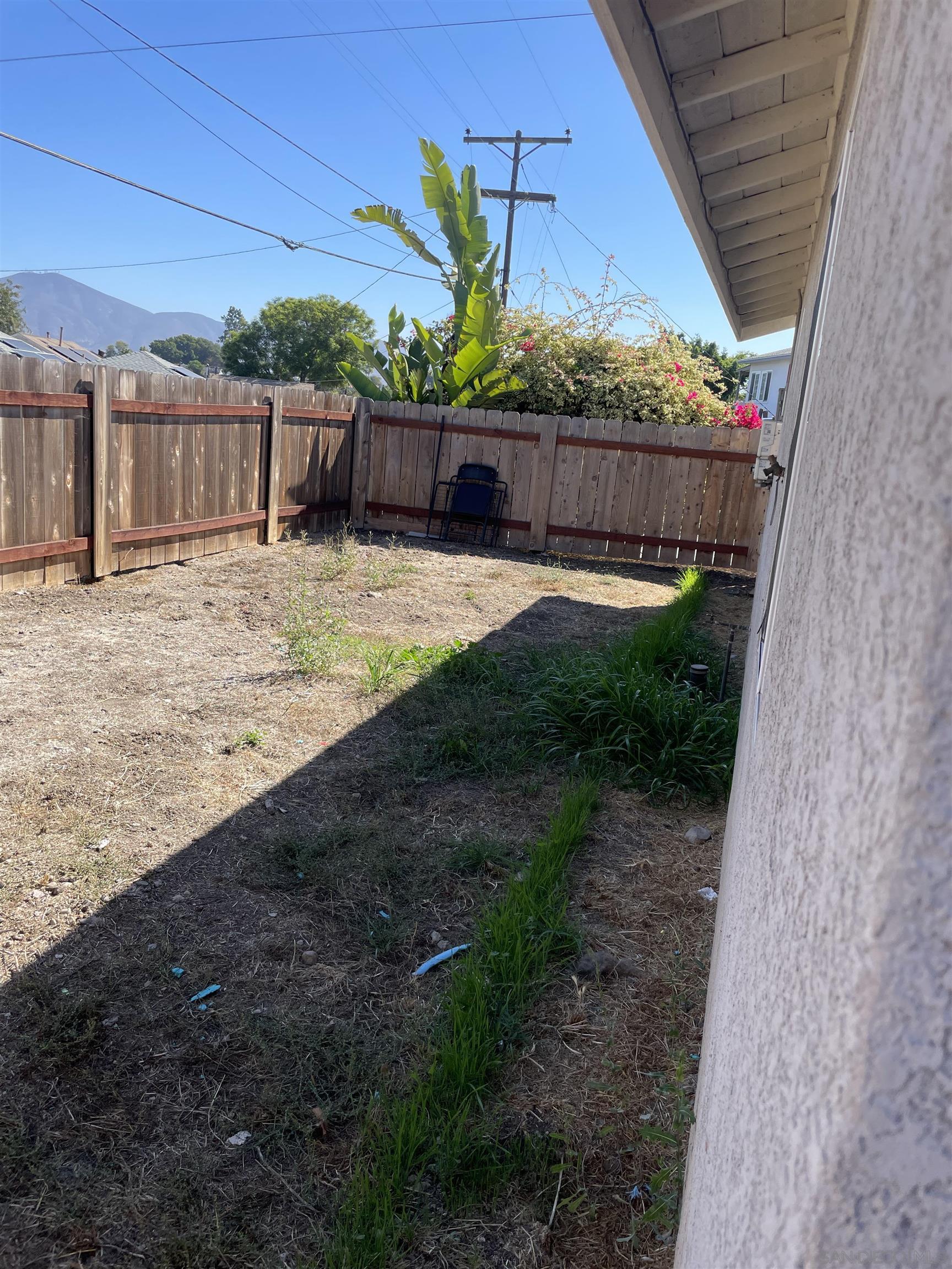 Detail Gallery Image 8 of 8 For 1623  Drexel Dr, Lemon Grove,  CA 91945 - 2 Beds | 1 Baths