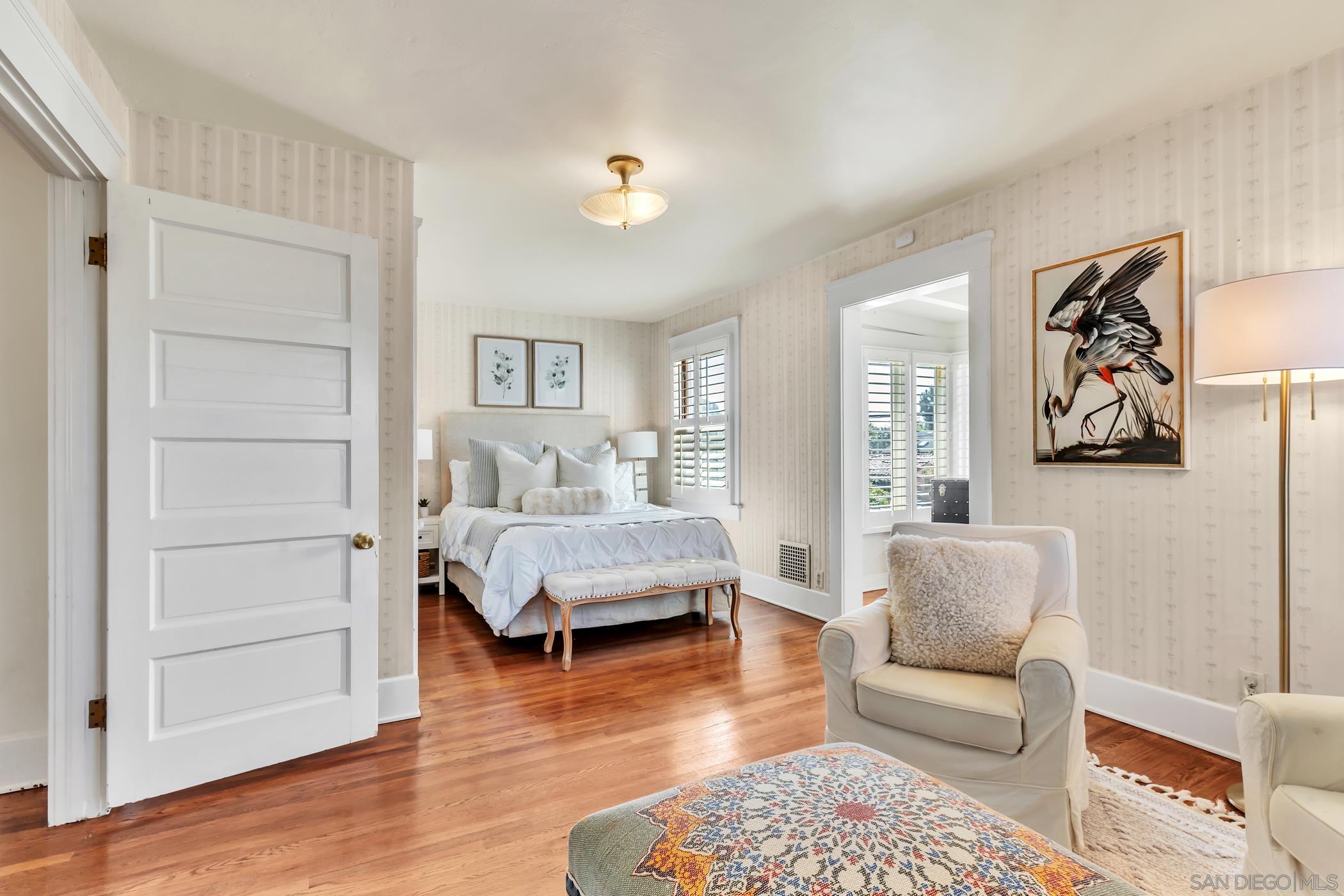 Detail Gallery Image 21 of 38 For 1405  10th Street, Coronado,  CA 92118 - 4 Beds | 3/1 Baths