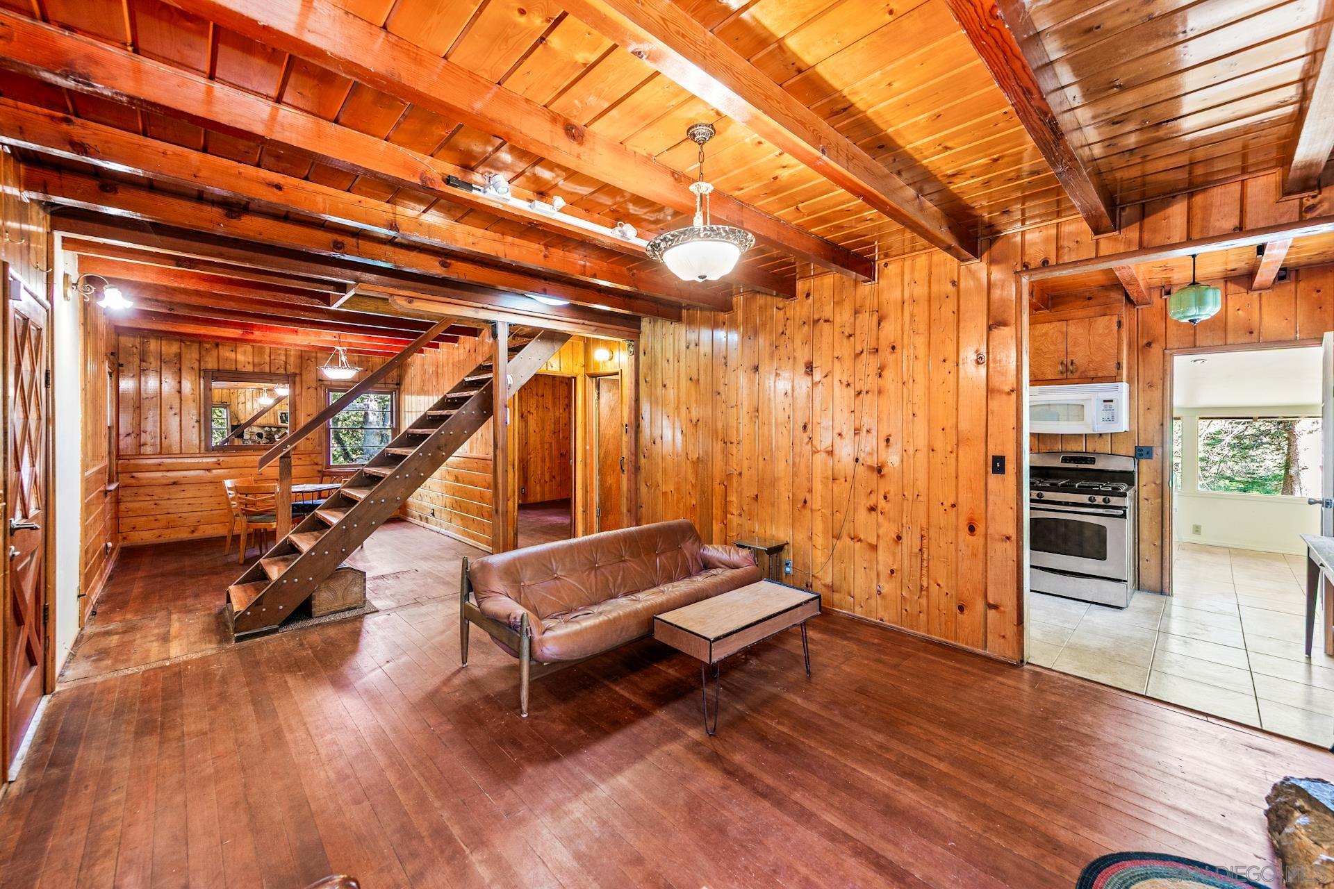 Detail Gallery Image 10 of 31 For 33613  Bailey Meadows Road, Palomar Mountain,  CA 92060 - 4 Beds | 1/1 Baths