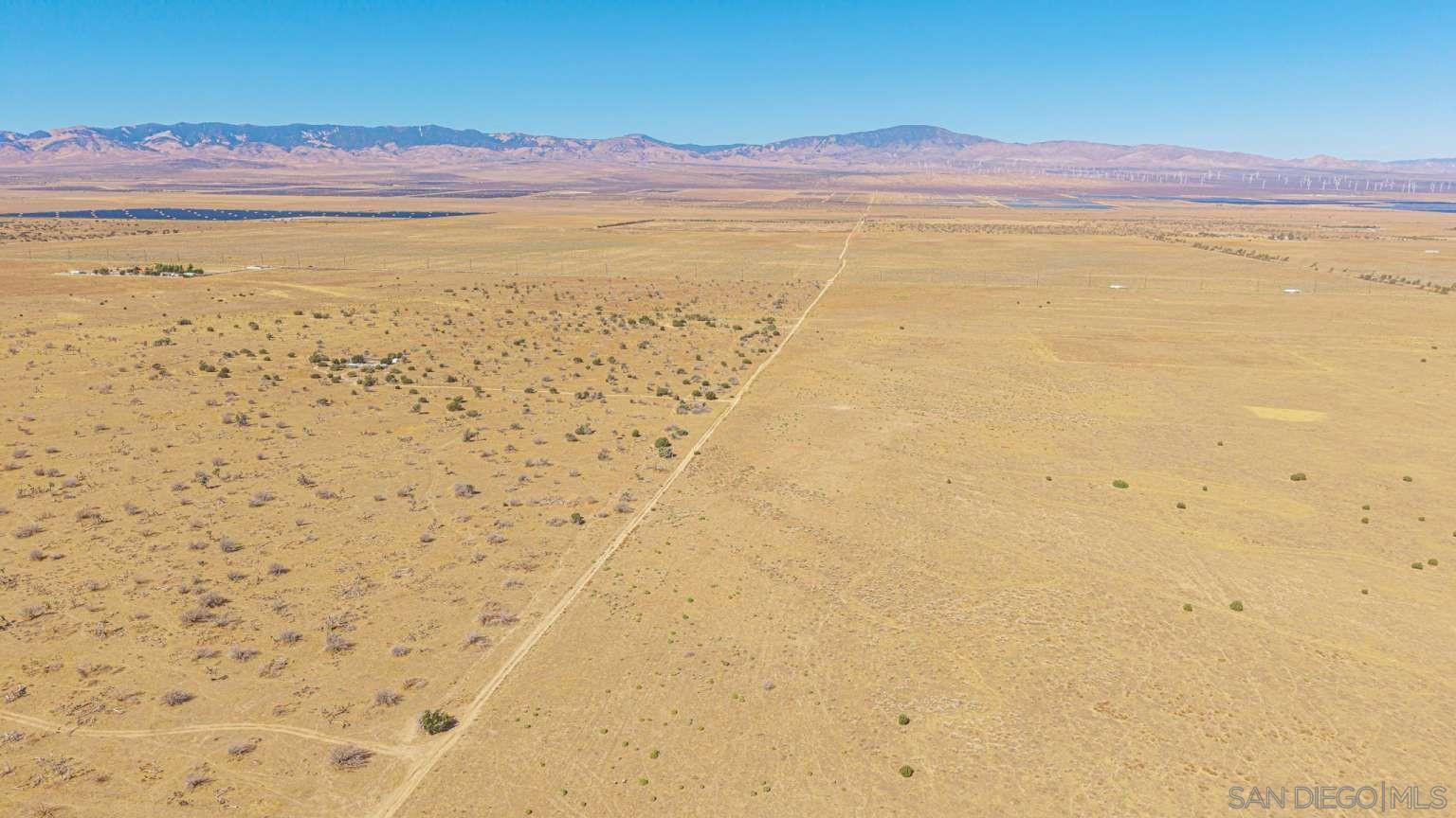 Detail Gallery Image 18 of 36 For , Lancaster,  CA 93536 - – Beds | – Baths