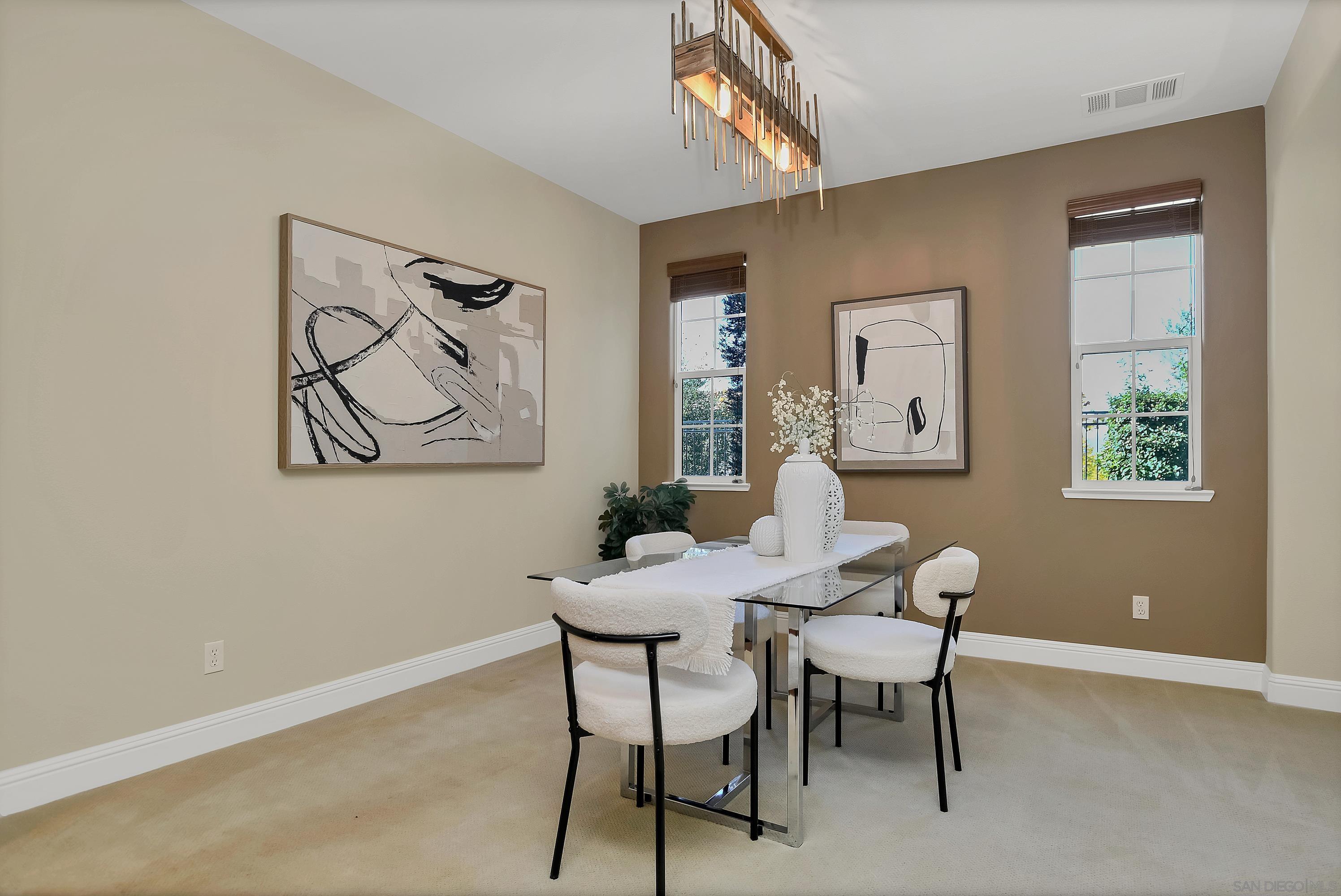 Detail Gallery Image 13 of 68 For 297  Drummond Drive, Hayward,  CA 94542 - 4 Beds | 4/1 Baths