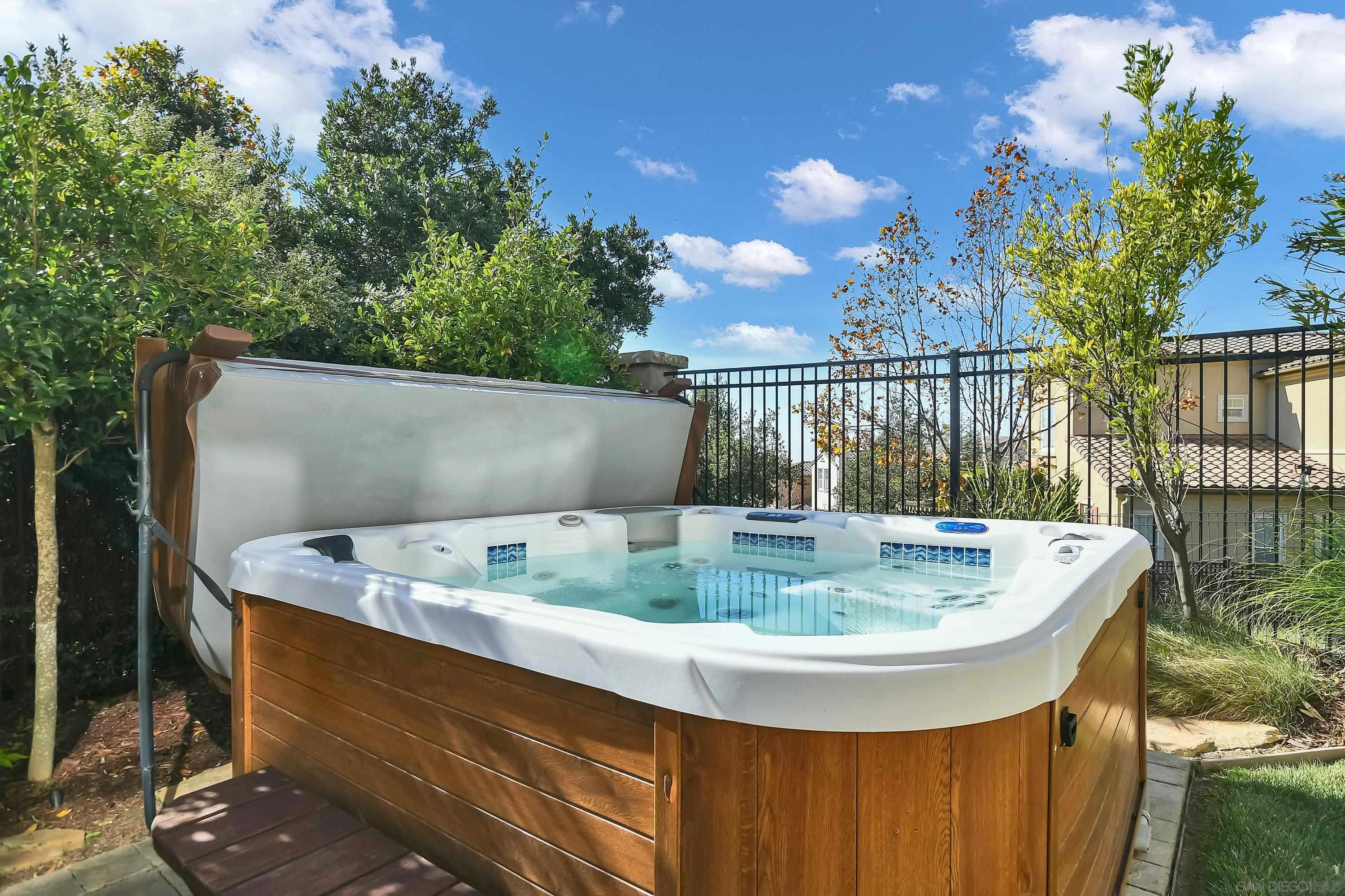 Detail Gallery Image 53 of 68 For 297  Drummond Drive, Hayward,  CA 94542 - 4 Beds | 4/1 Baths