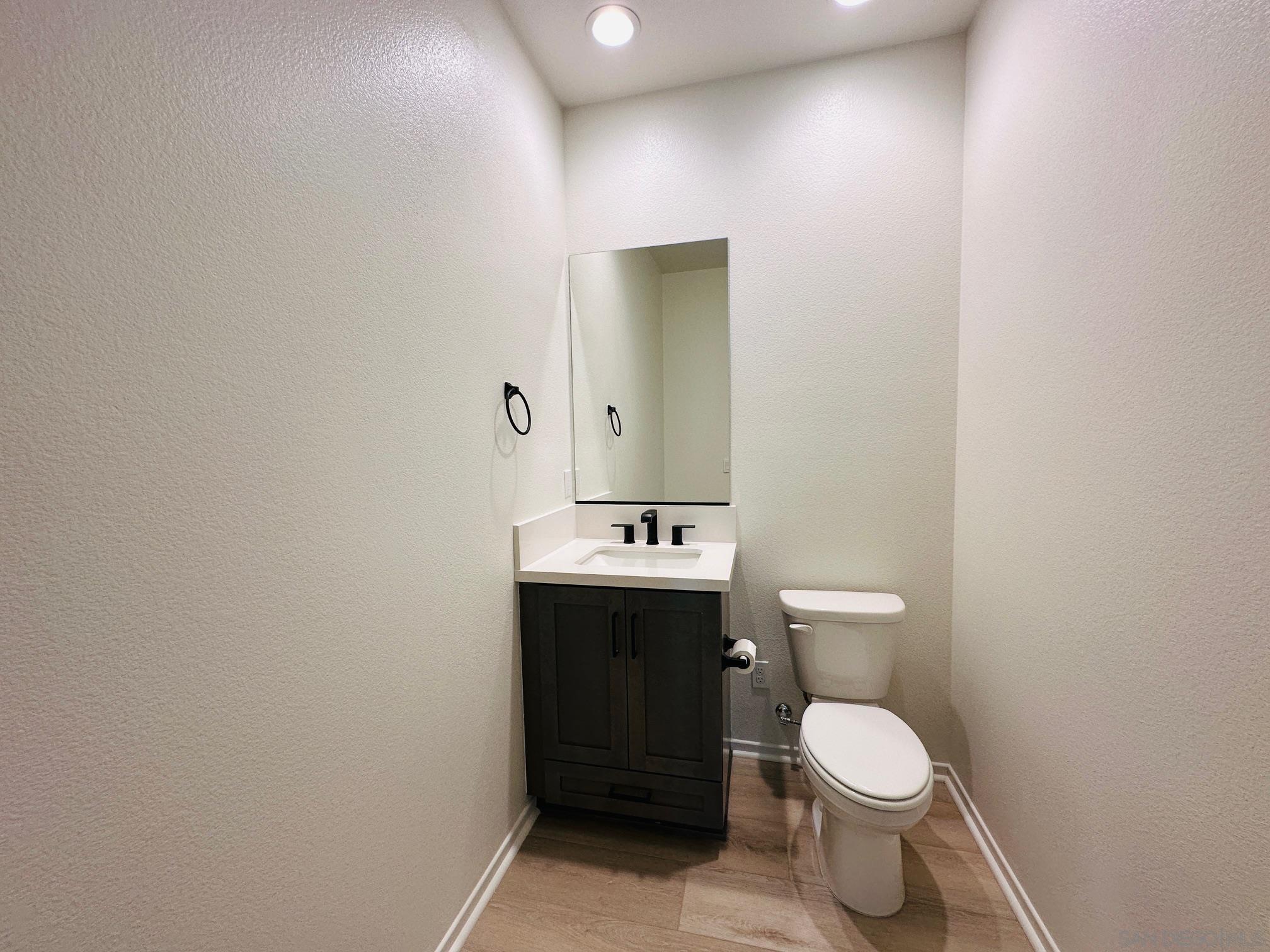 Detail Gallery Image 21 of 26 For 7830  La Mesa Summit Dr, La Mesa,  CA 91941 - 5 Beds | 4/1 Baths