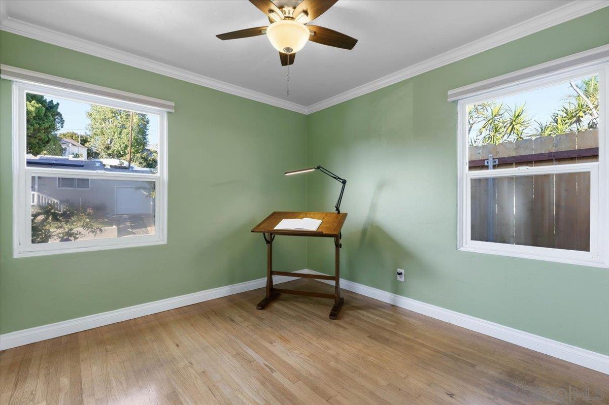 Detail Gallery Image 19 of 50 For 2303  Poinsettia Dr, San Diego,  CA 92106 - 2 Beds | 1 Baths