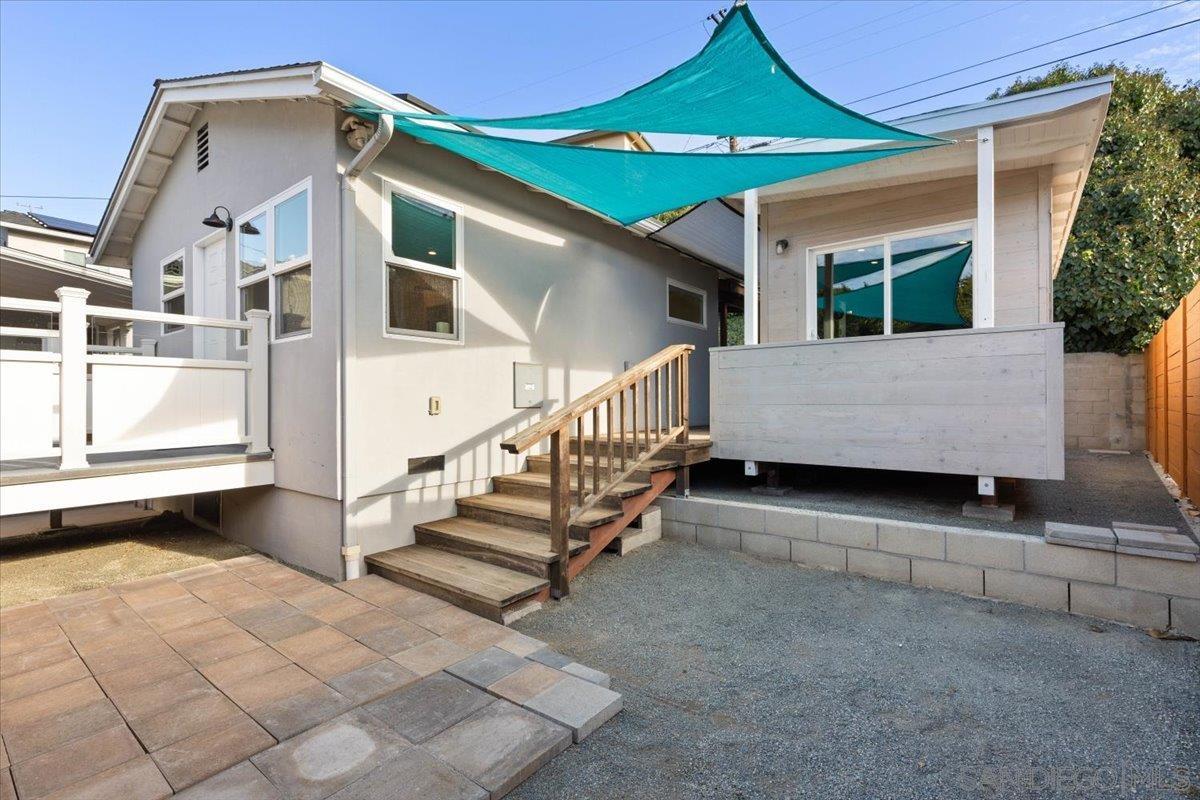 Detail Gallery Image 40 of 50 For 2303  Poinsettia Dr, San Diego,  CA 92106 - 2 Beds | 1 Baths