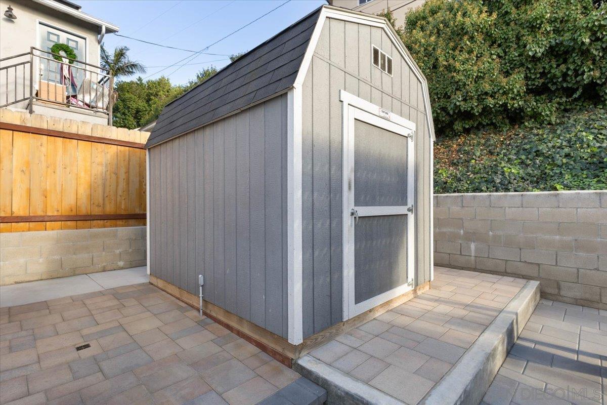 Detail Gallery Image 48 of 50 For 2303  Poinsettia Dr, San Diego,  CA 92106 - 2 Beds | 1 Baths