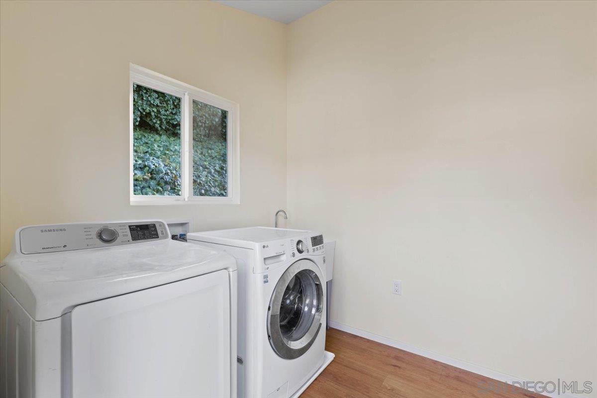 Detail Gallery Image 49 of 50 For 2303  Poinsettia Dr, San Diego,  CA 92106 - 2 Beds | 1 Baths