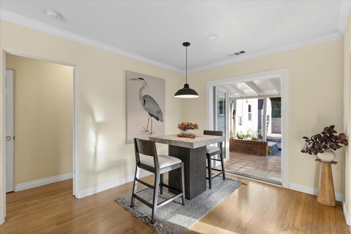 Detail Gallery Image 8 of 50 For 2303  Poinsettia Dr, San Diego,  CA 92106 - 2 Beds | 1 Baths